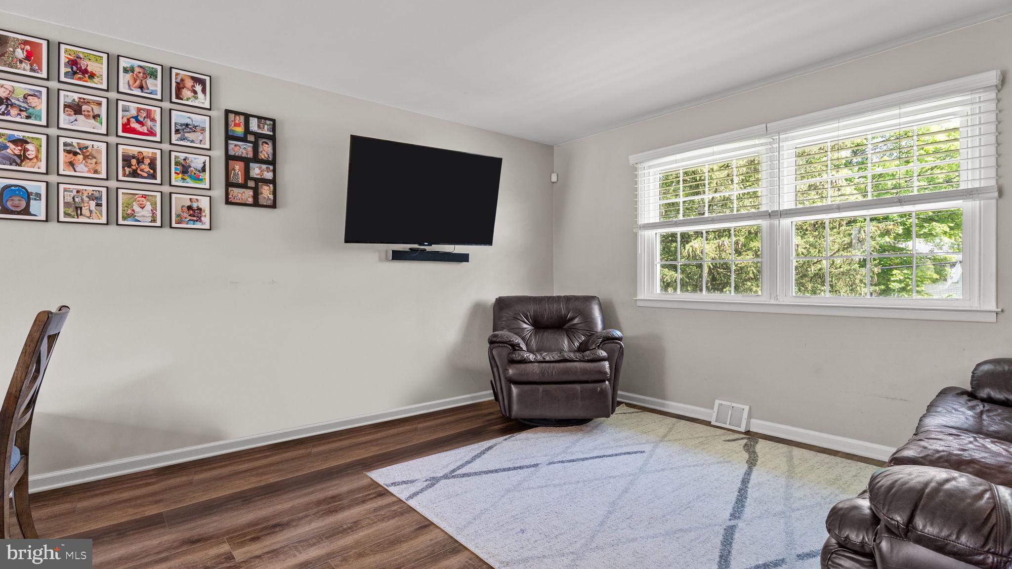 632 PICKERING ROAD