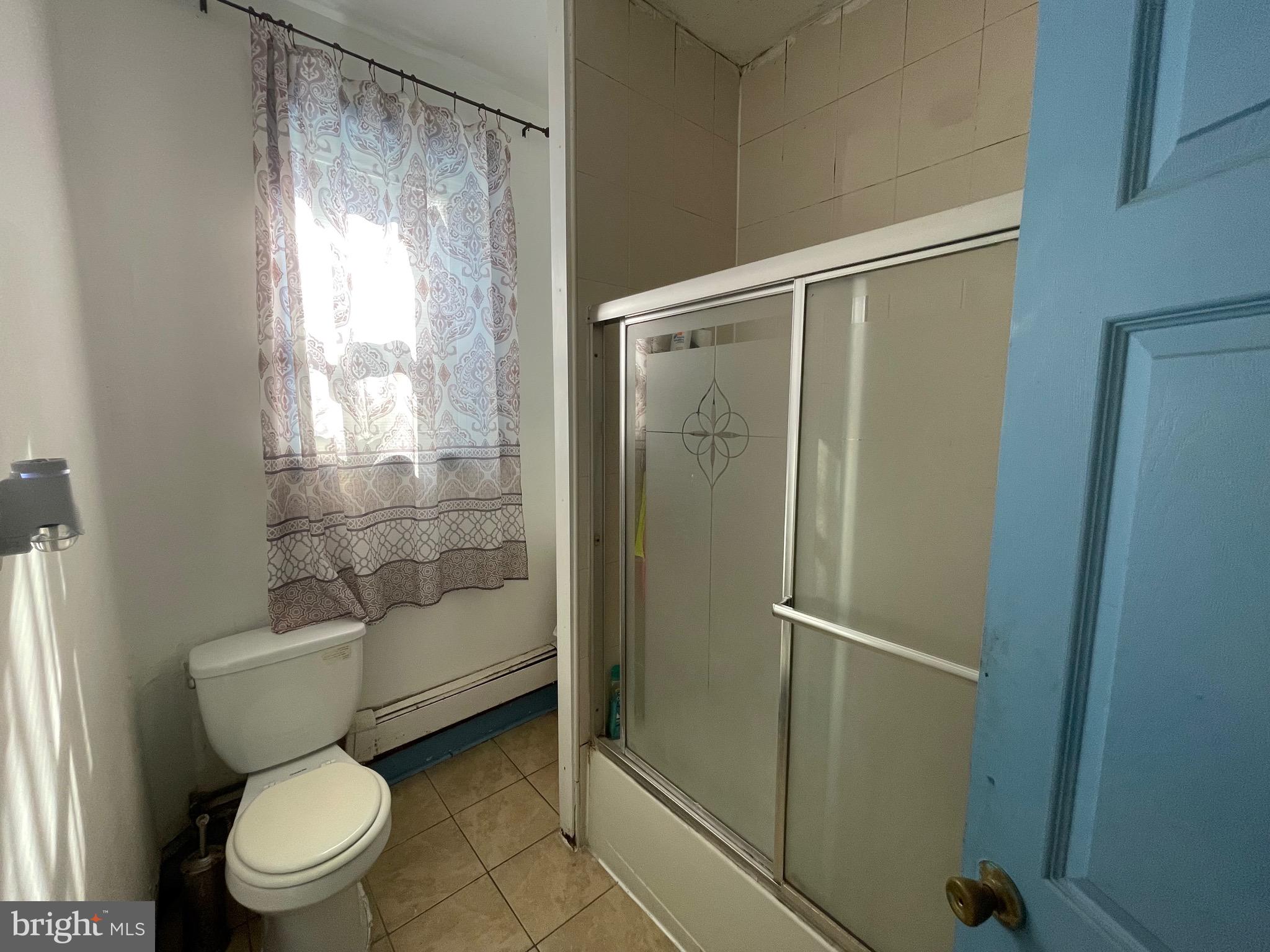 CENTER CITY - Residential Income