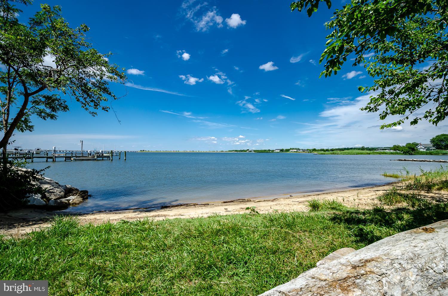 BAY CITY - Residential