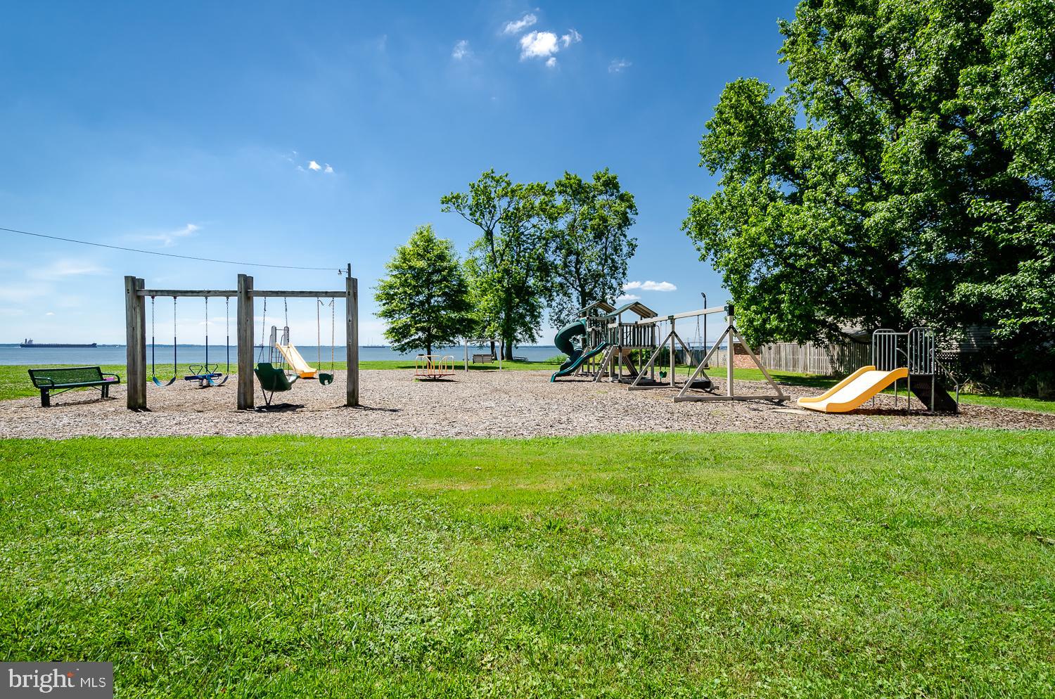 BAY CITY - Residential