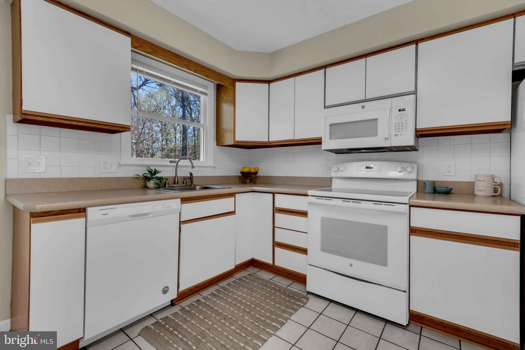 BAY CITY - Residential