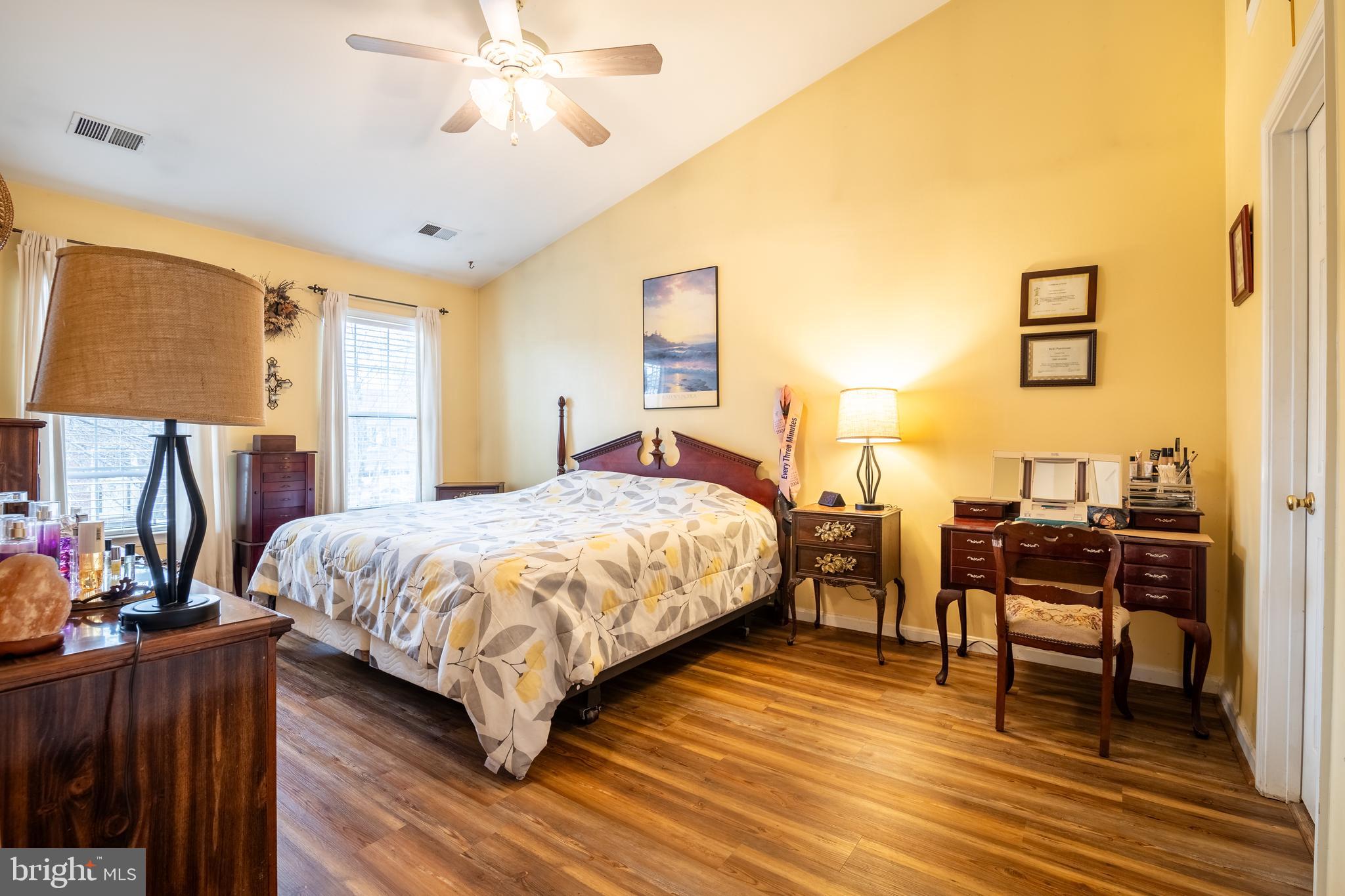 EXETER - Residential