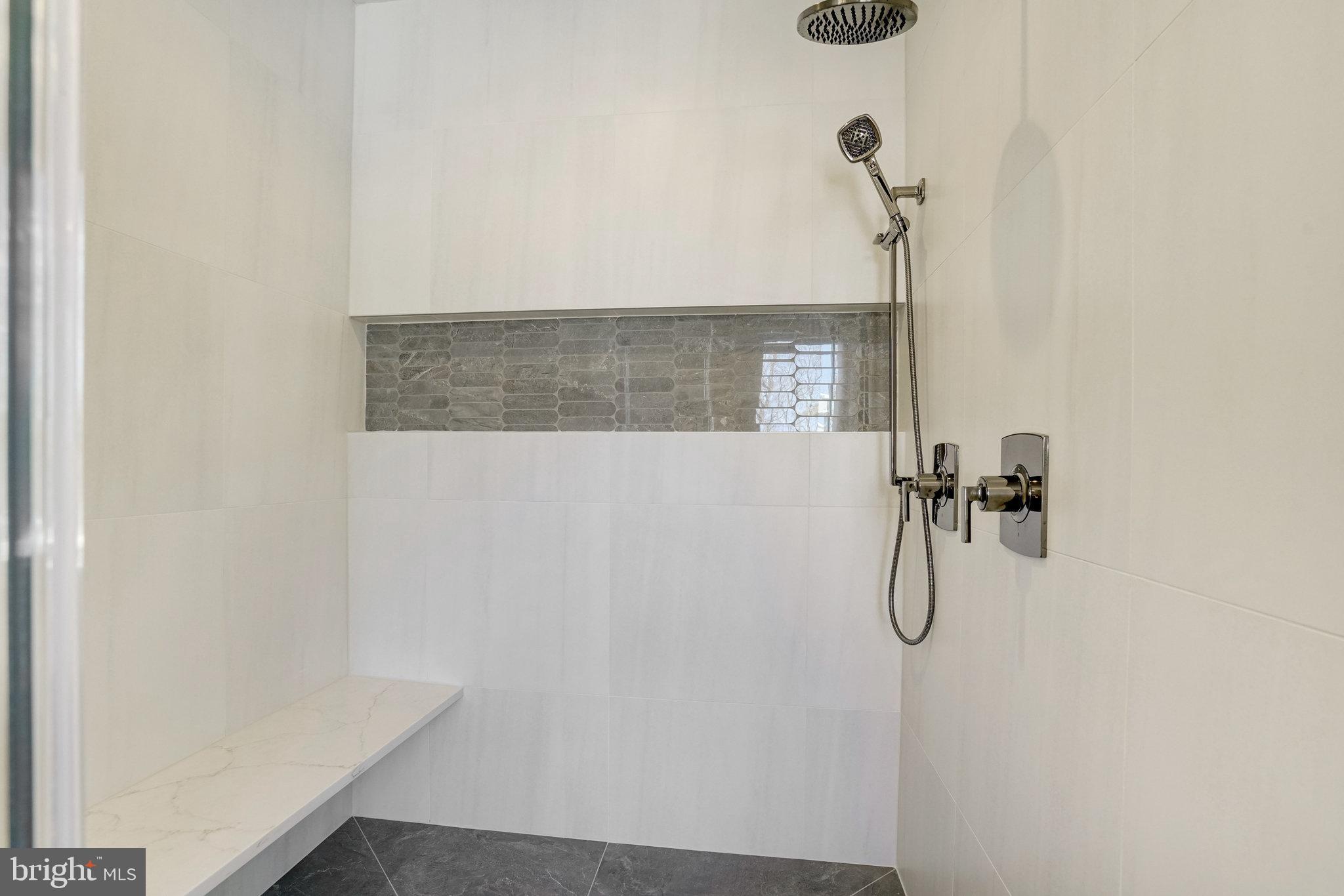 TOWN AND COUNTRY GARDENS - Residential