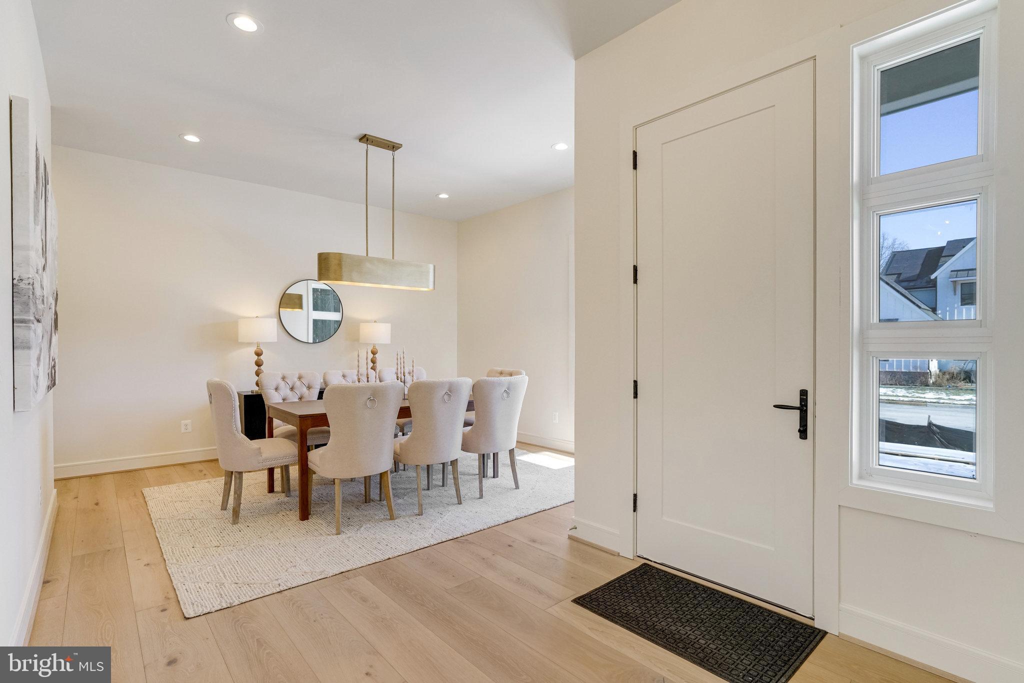 TOWN AND COUNTRY GARDENS - Residential