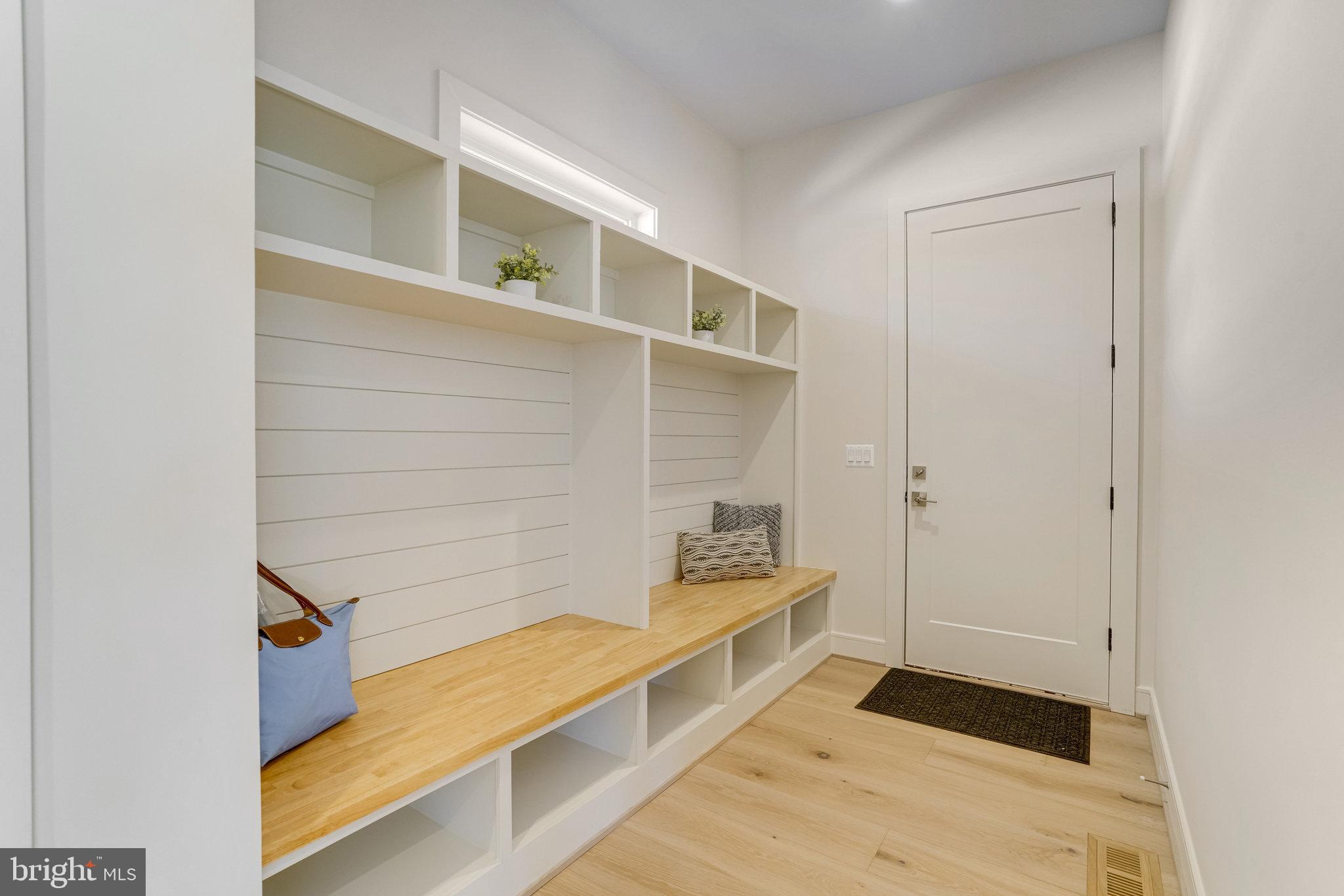 TOWN AND COUNTRY GARDENS - Residential