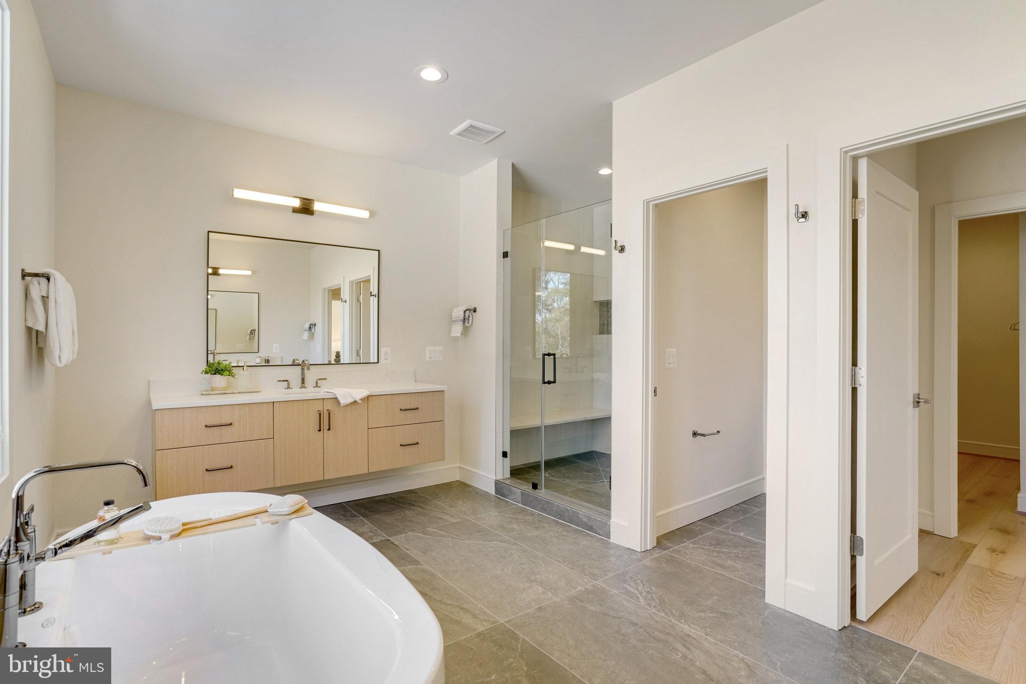 TOWN AND COUNTRY GARDENS - Residential