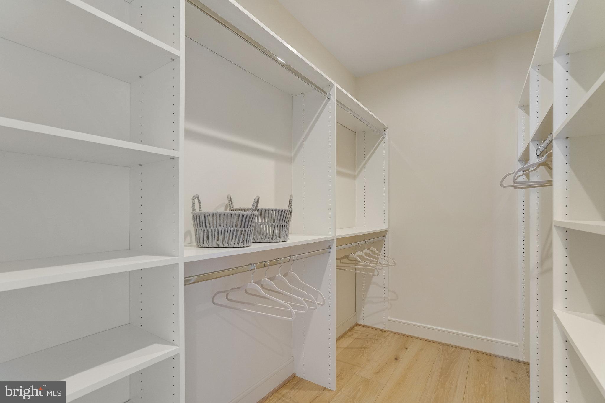 TOWN AND COUNTRY GARDENS - Residential