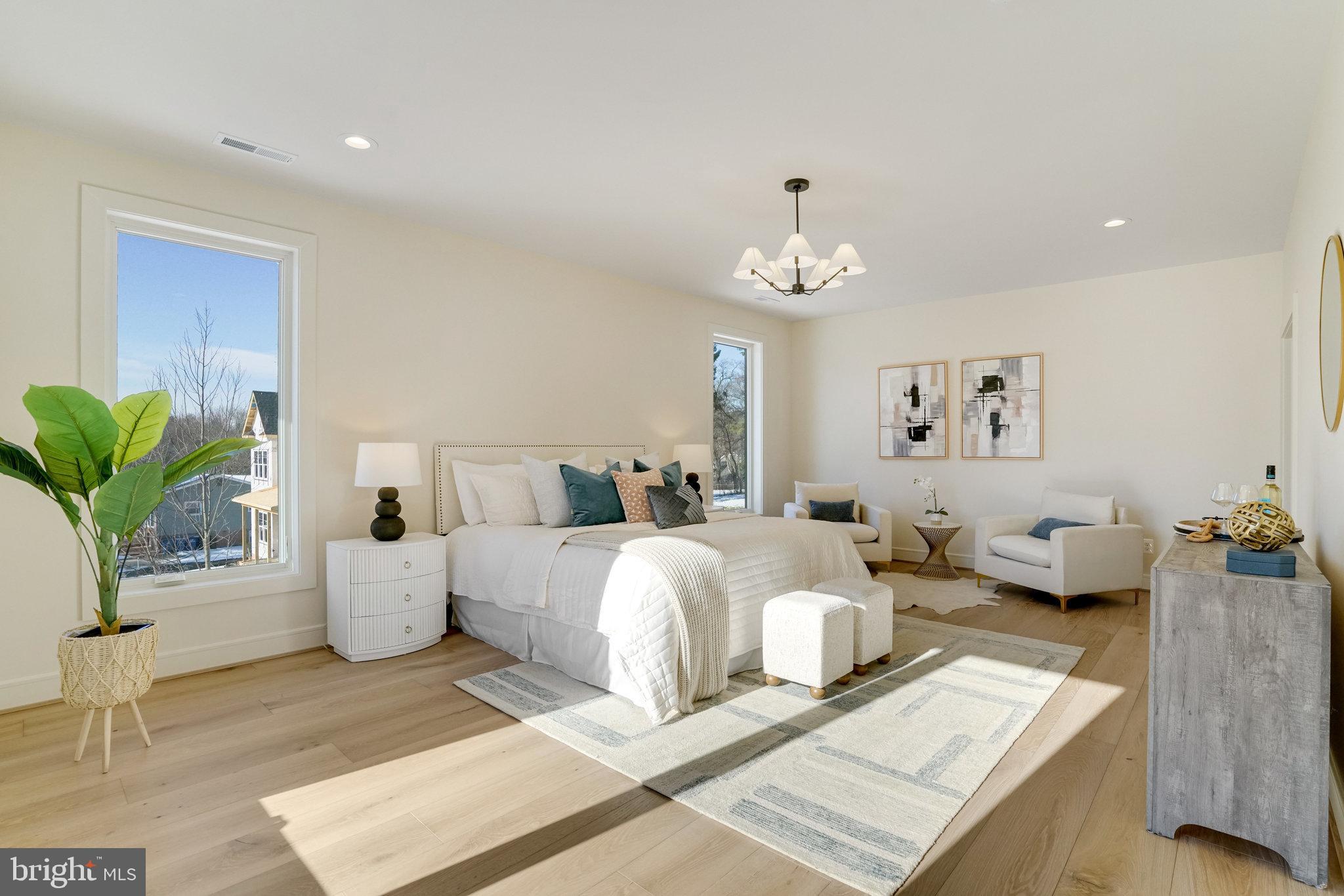 TOWN AND COUNTRY GARDENS - Residential