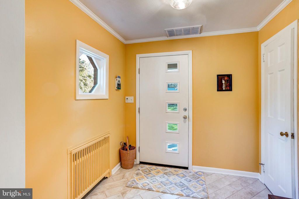 Photo of 1932 HARCLAY PL, LANCASTER, PA 17601 (MLS # PALA2034000)