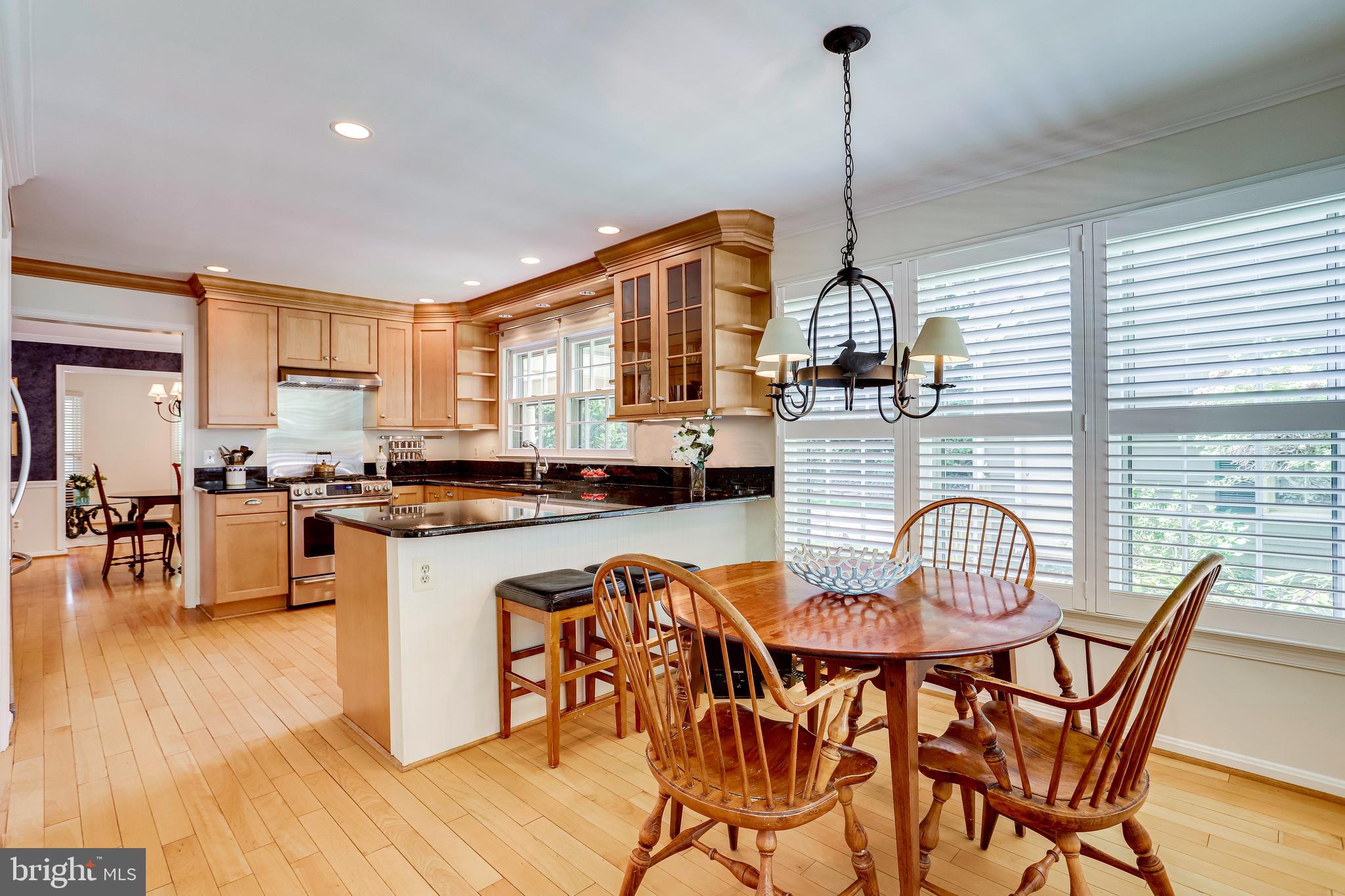 RESTON - Residential