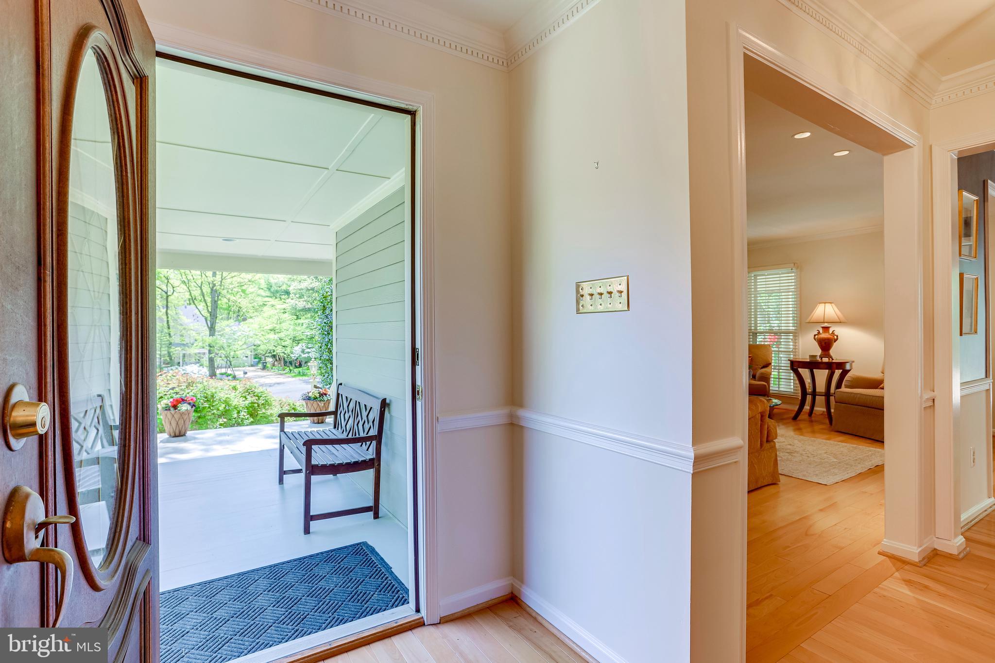 RESTON - Residential