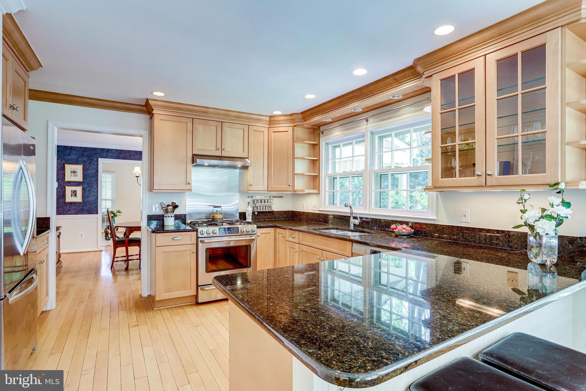 RESTON - Residential