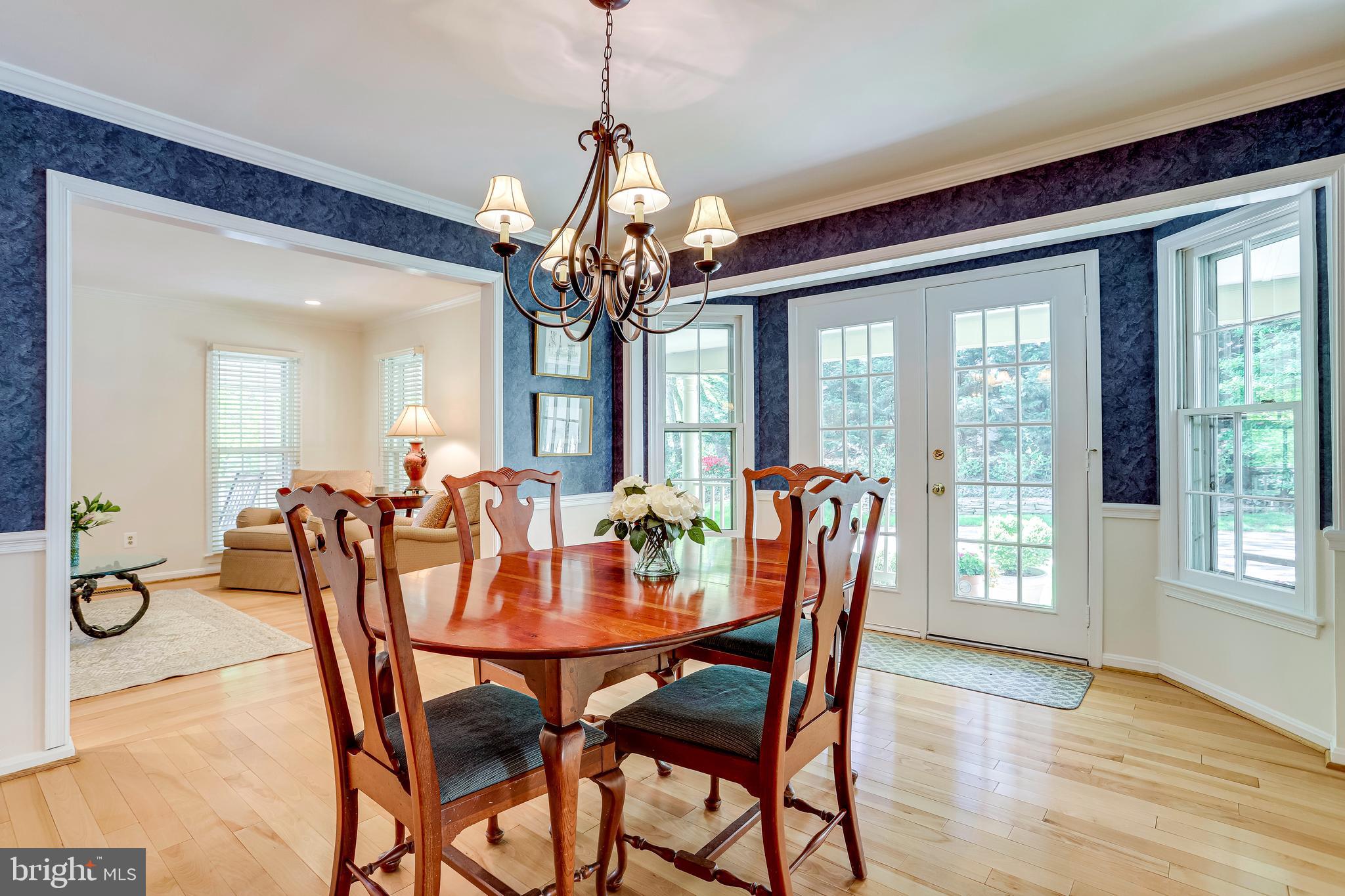 RESTON - Residential