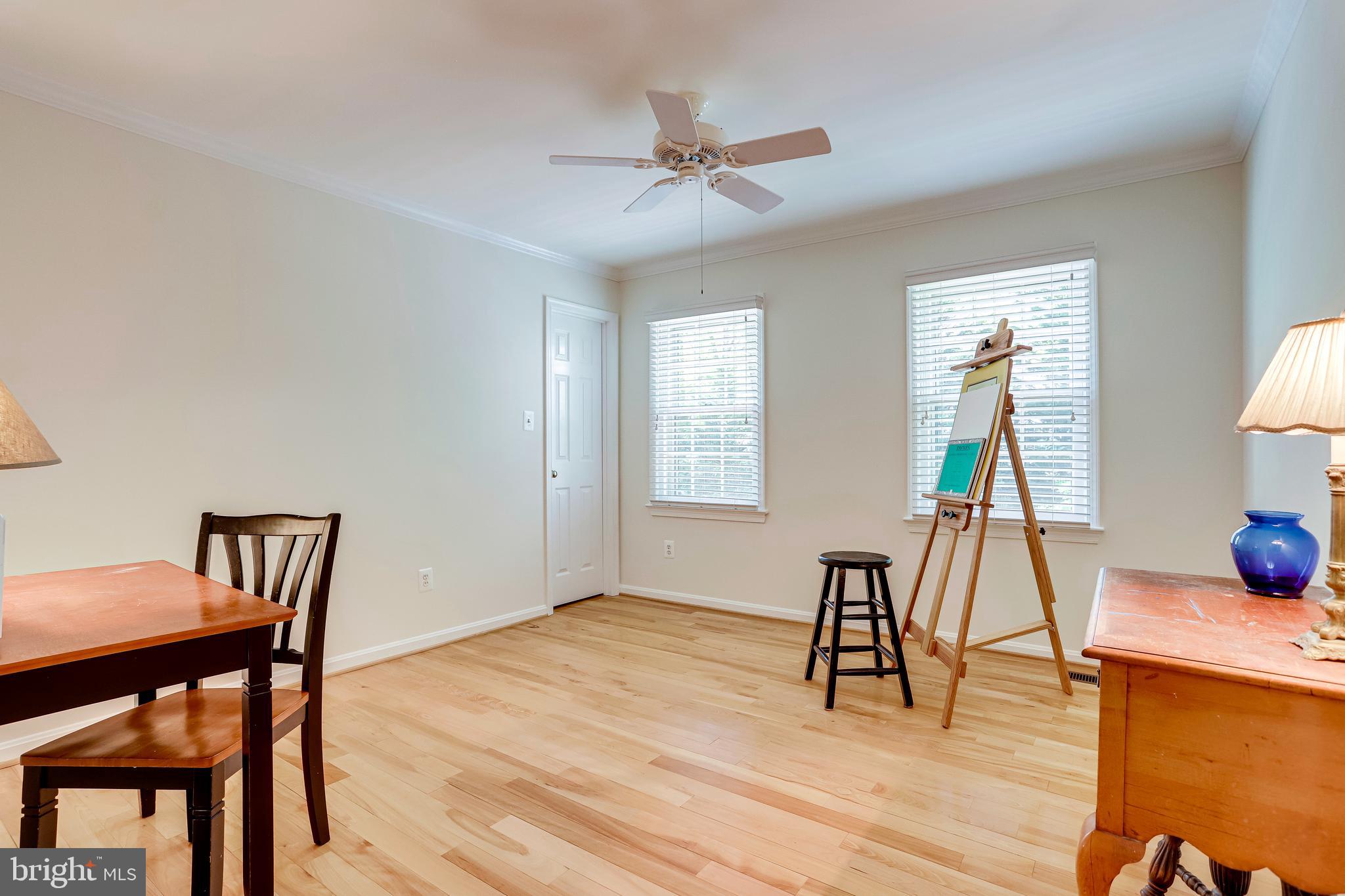 RESTON - Residential