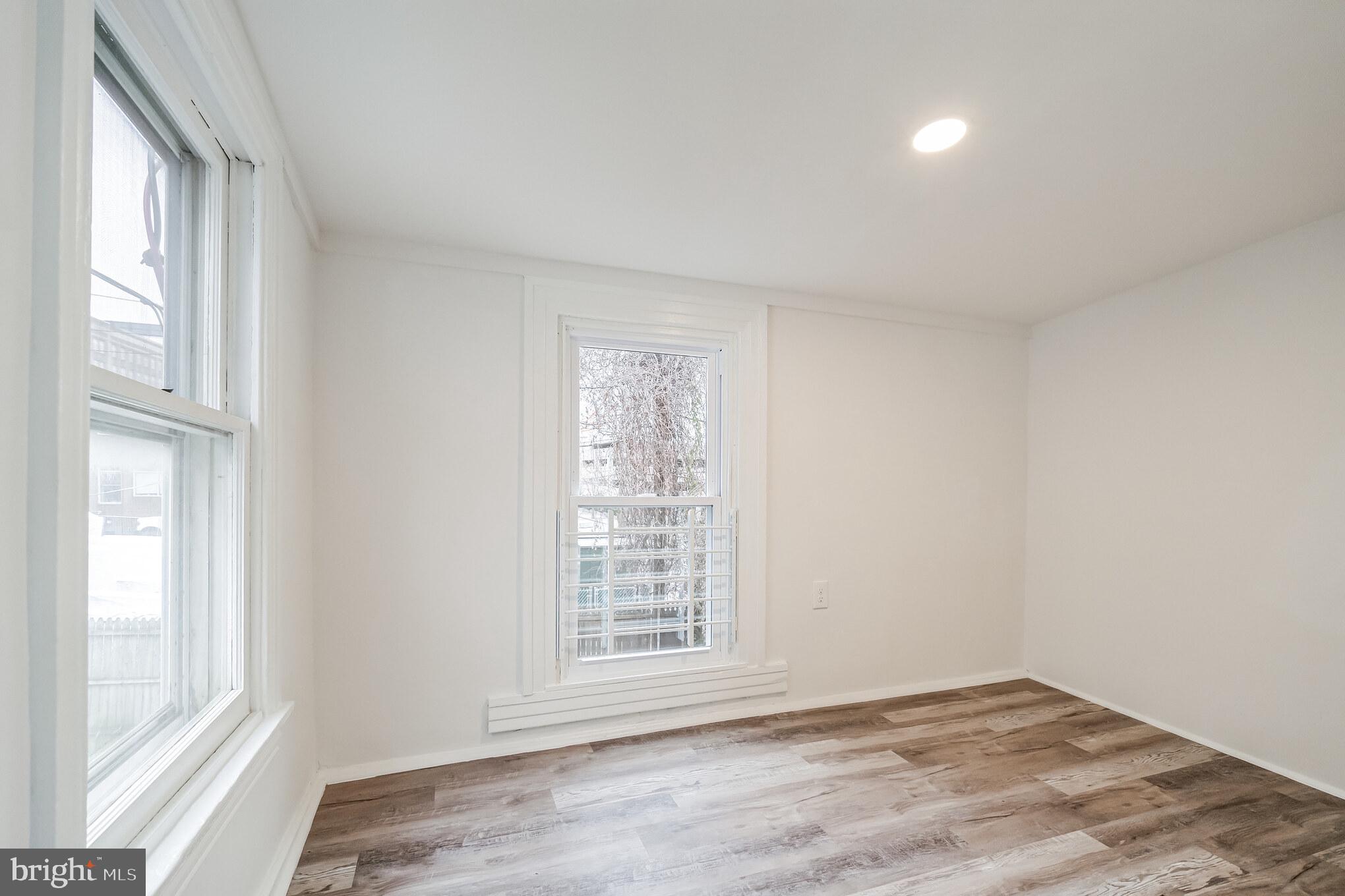 NORRISTOWN - Residential