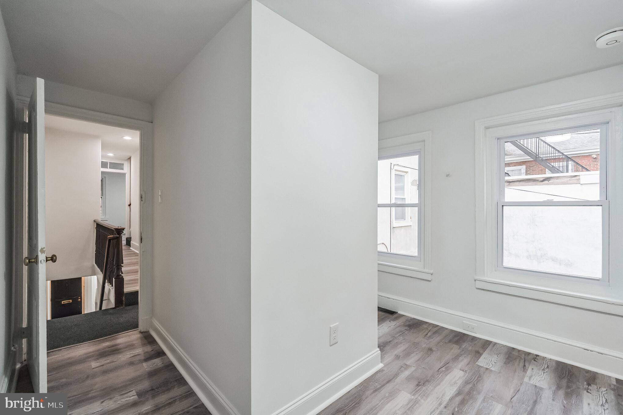NORRISTOWN - Residential