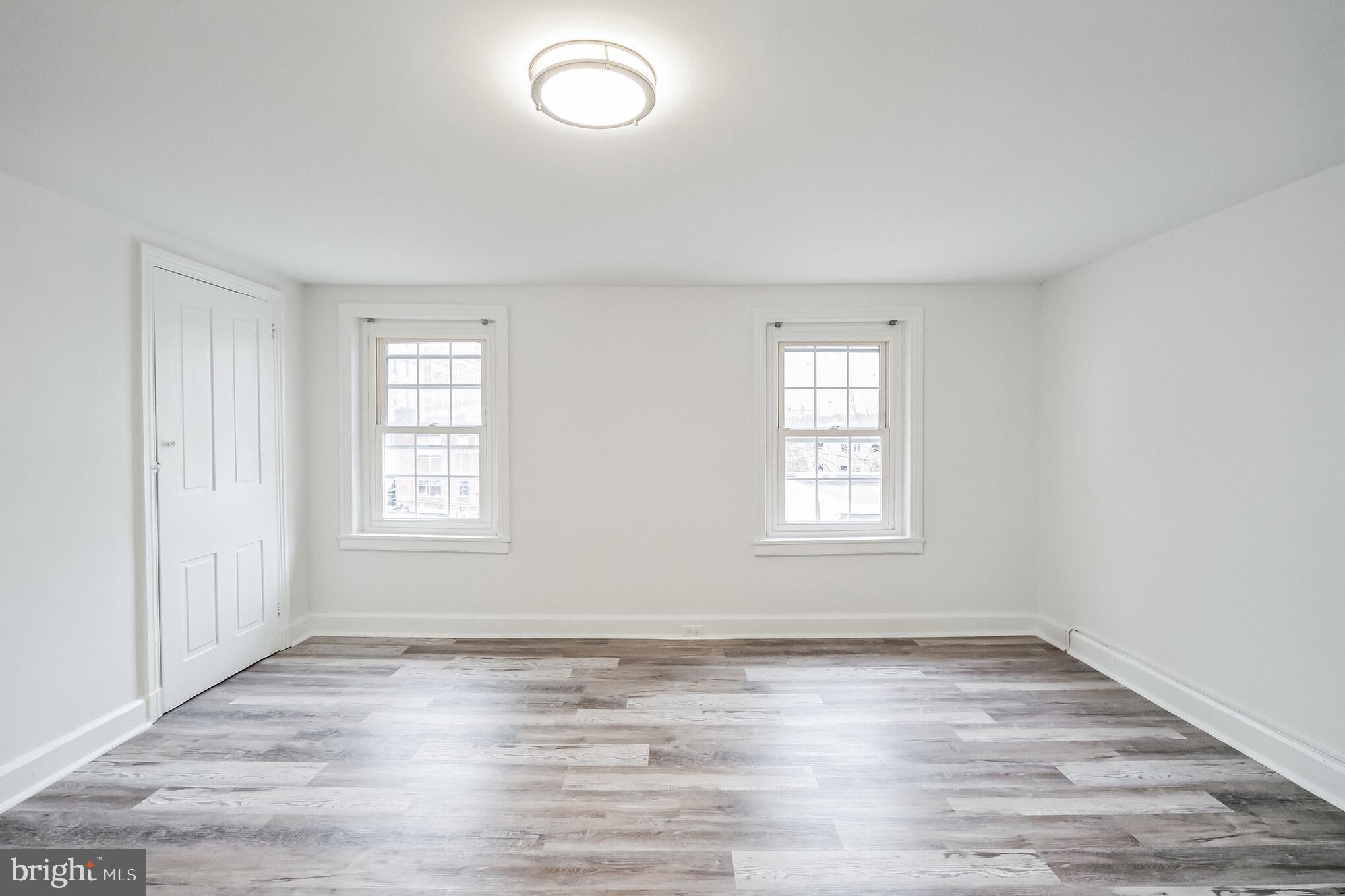 NORRISTOWN - Residential
