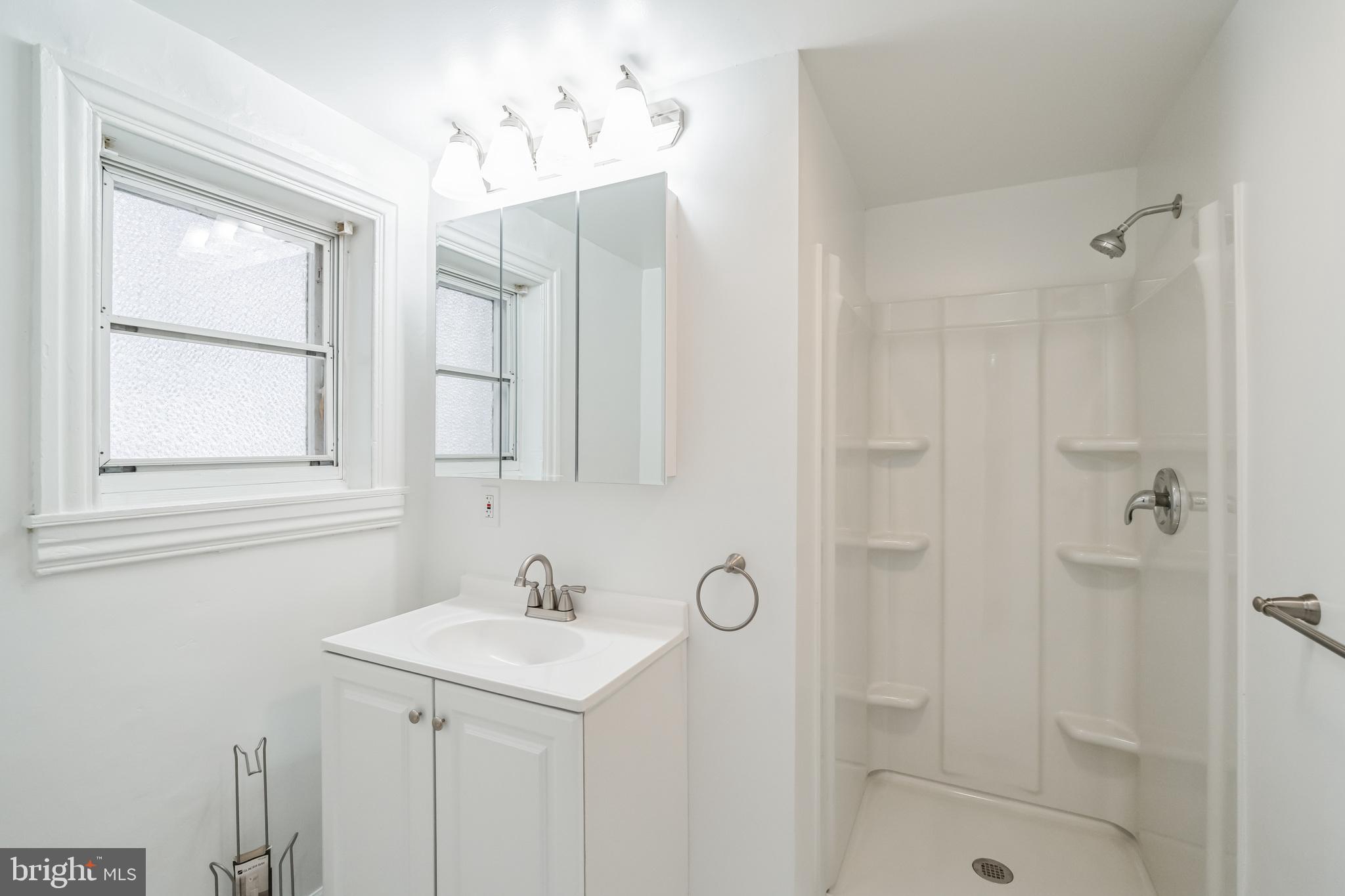 NORRISTOWN - Residential