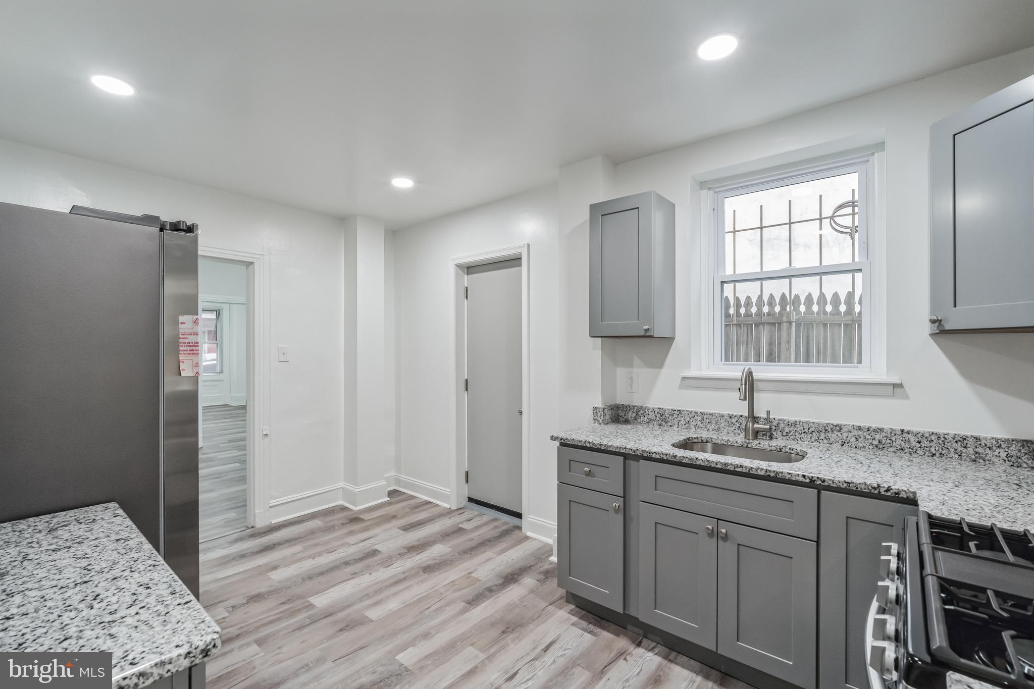 NORRISTOWN - Residential