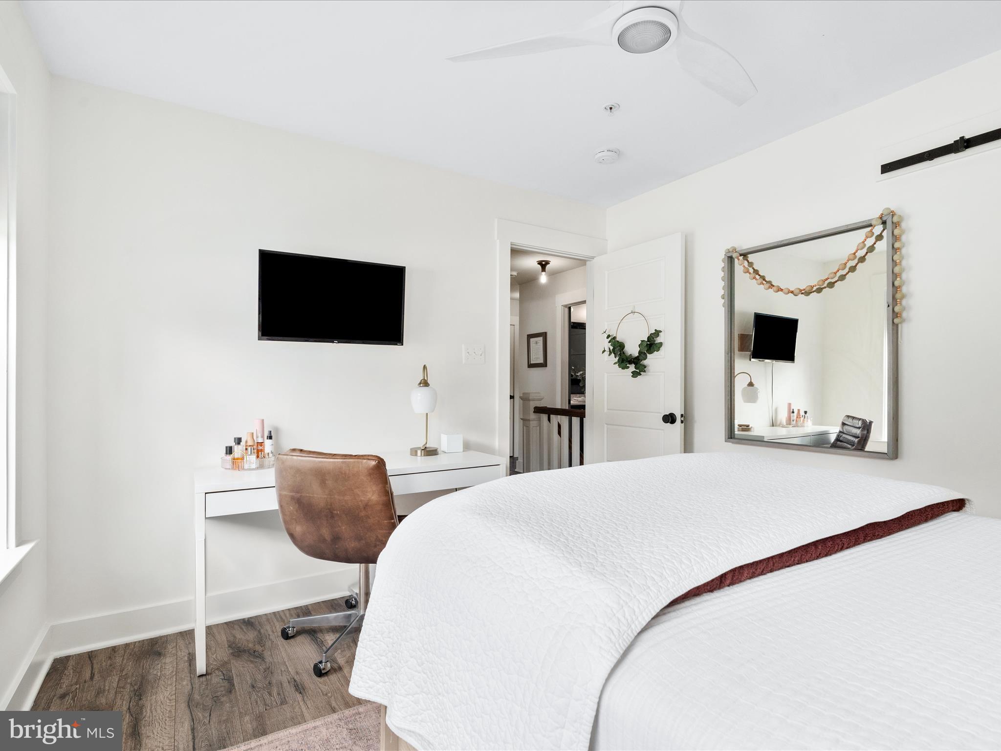 THE MEADOWS - Residential