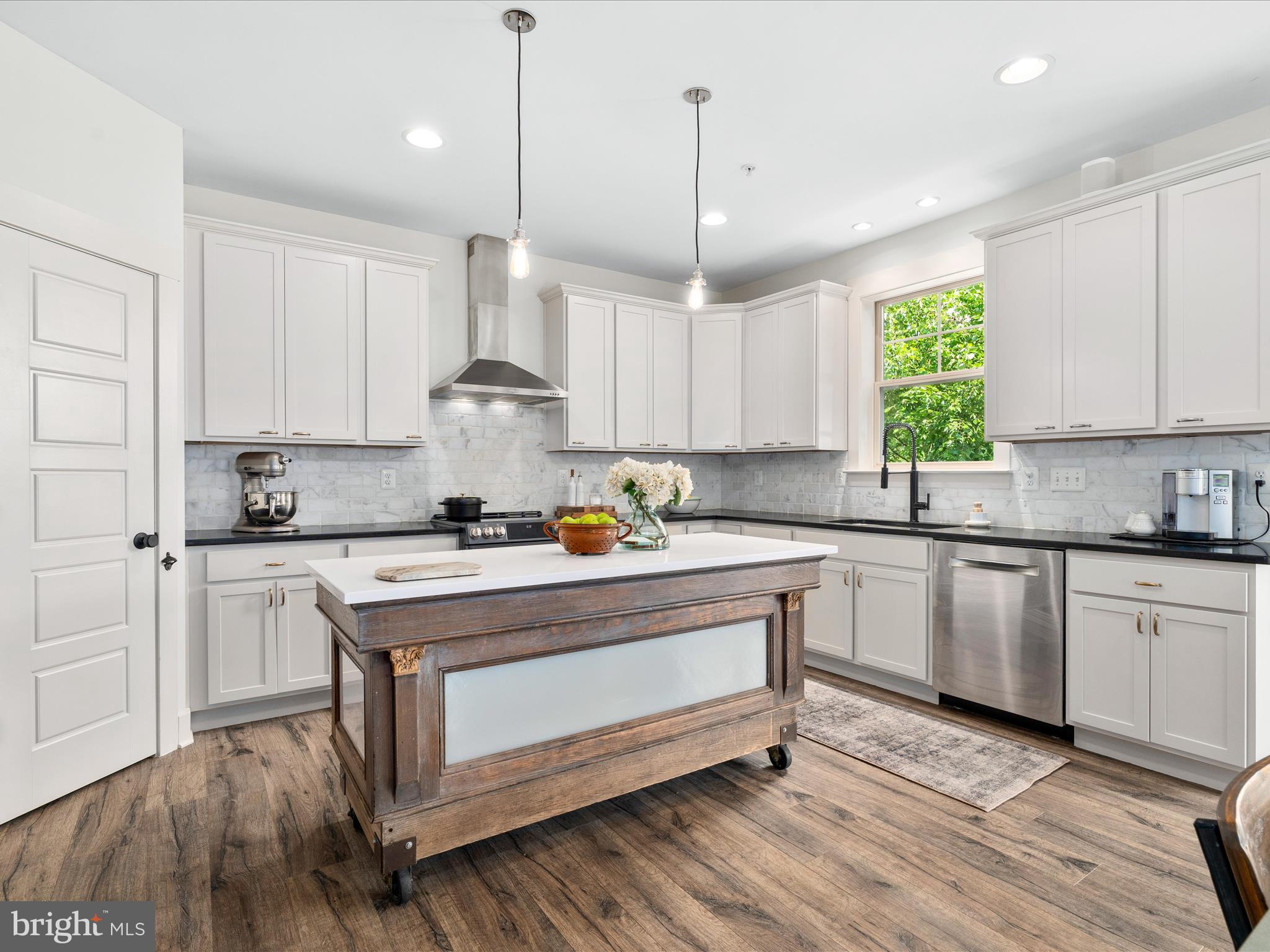 THE MEADOWS - Residential