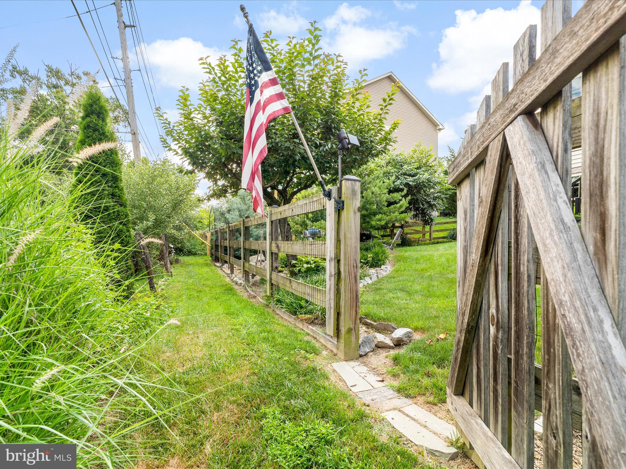 THE MEADOWS - Residential