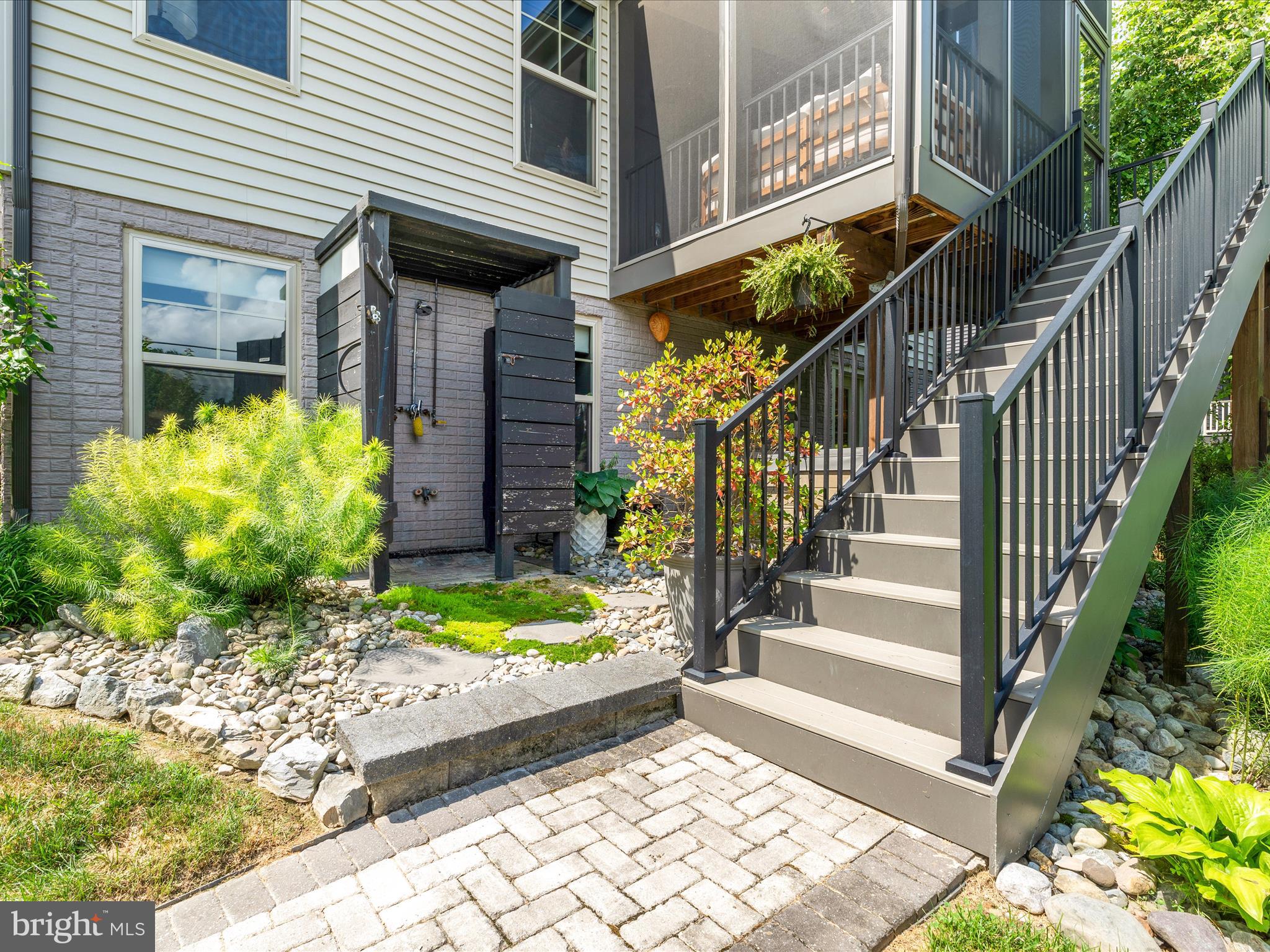 THE MEADOWS - Residential