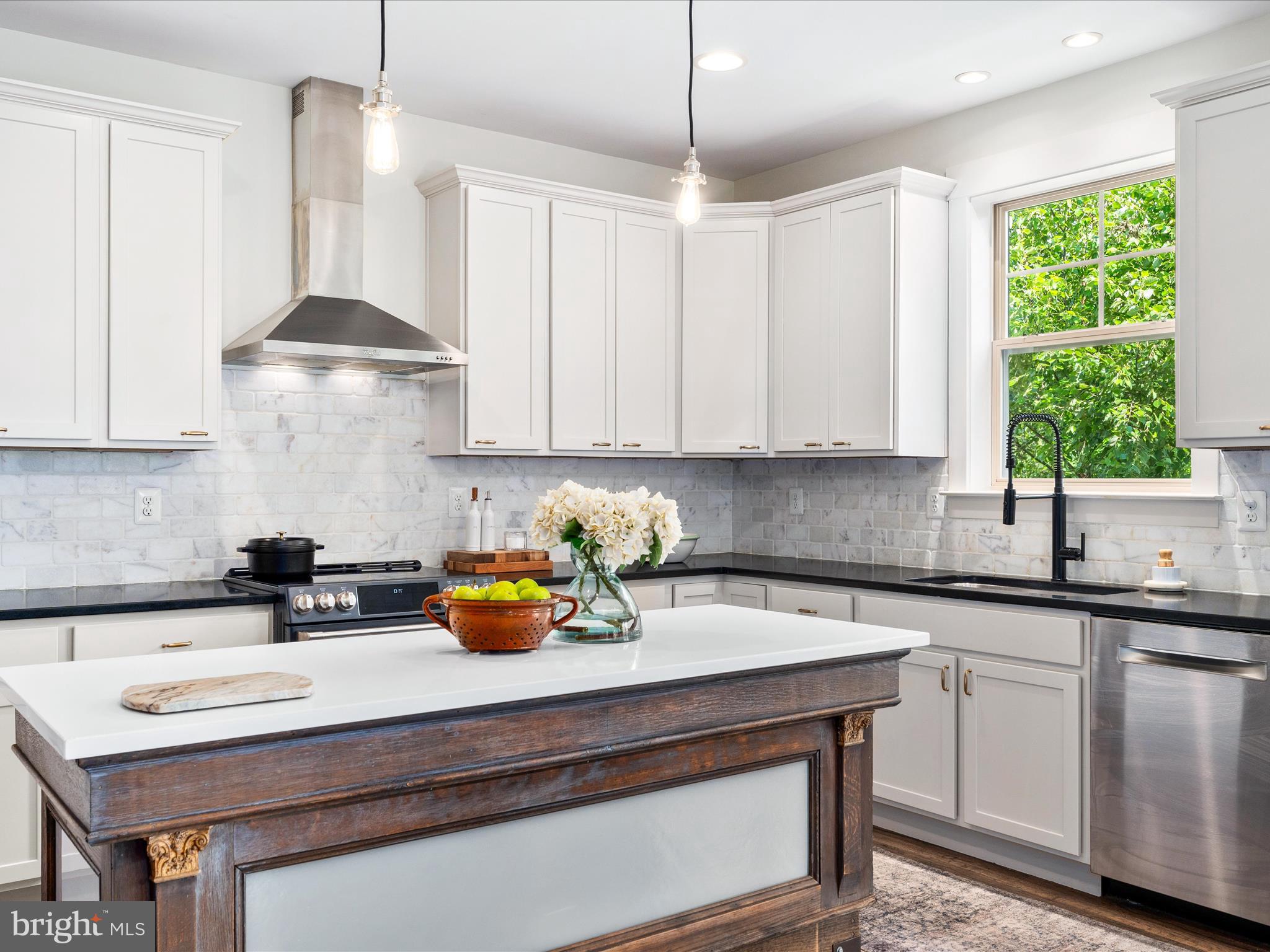 THE MEADOWS - Residential