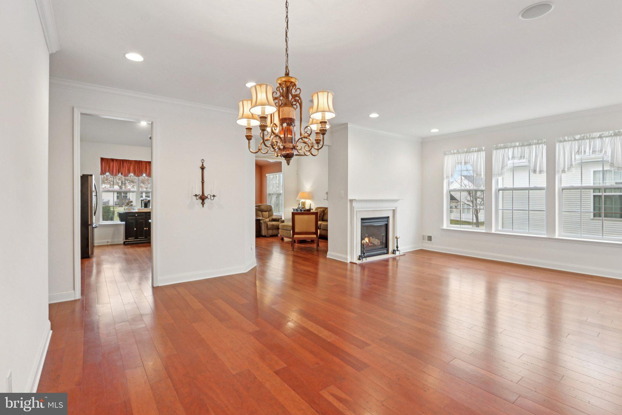 FOUR SEASONS AT FARM - Residential