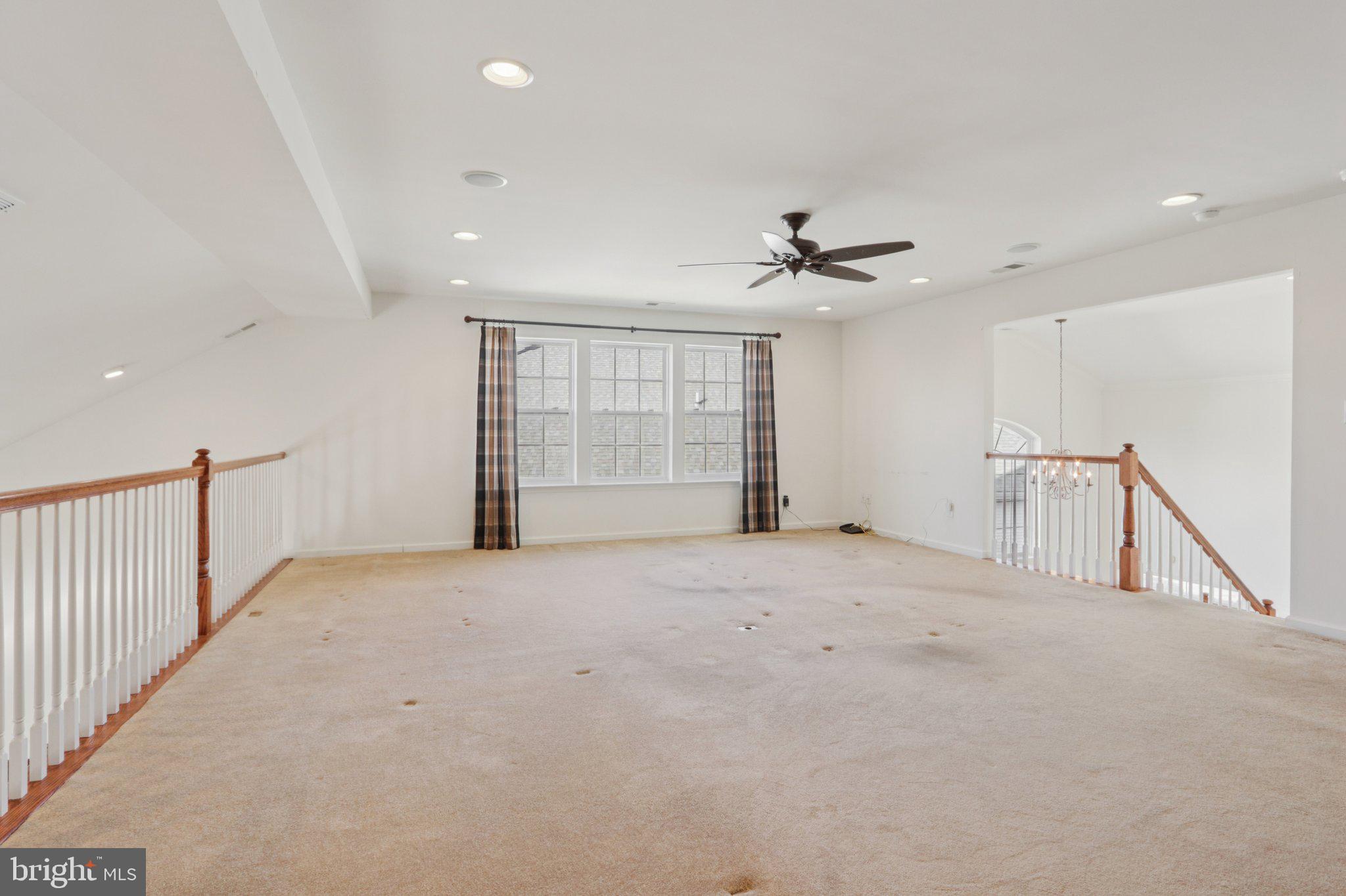 FOUR SEASONS AT FARM - Residential