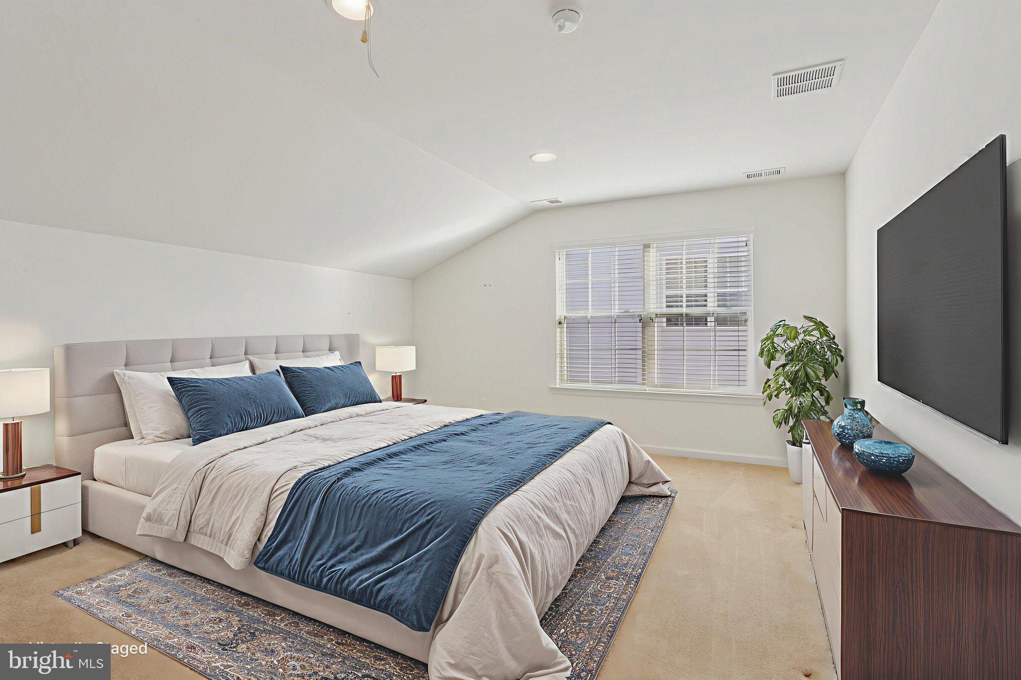 FOUR SEASONS AT FARM - Residential