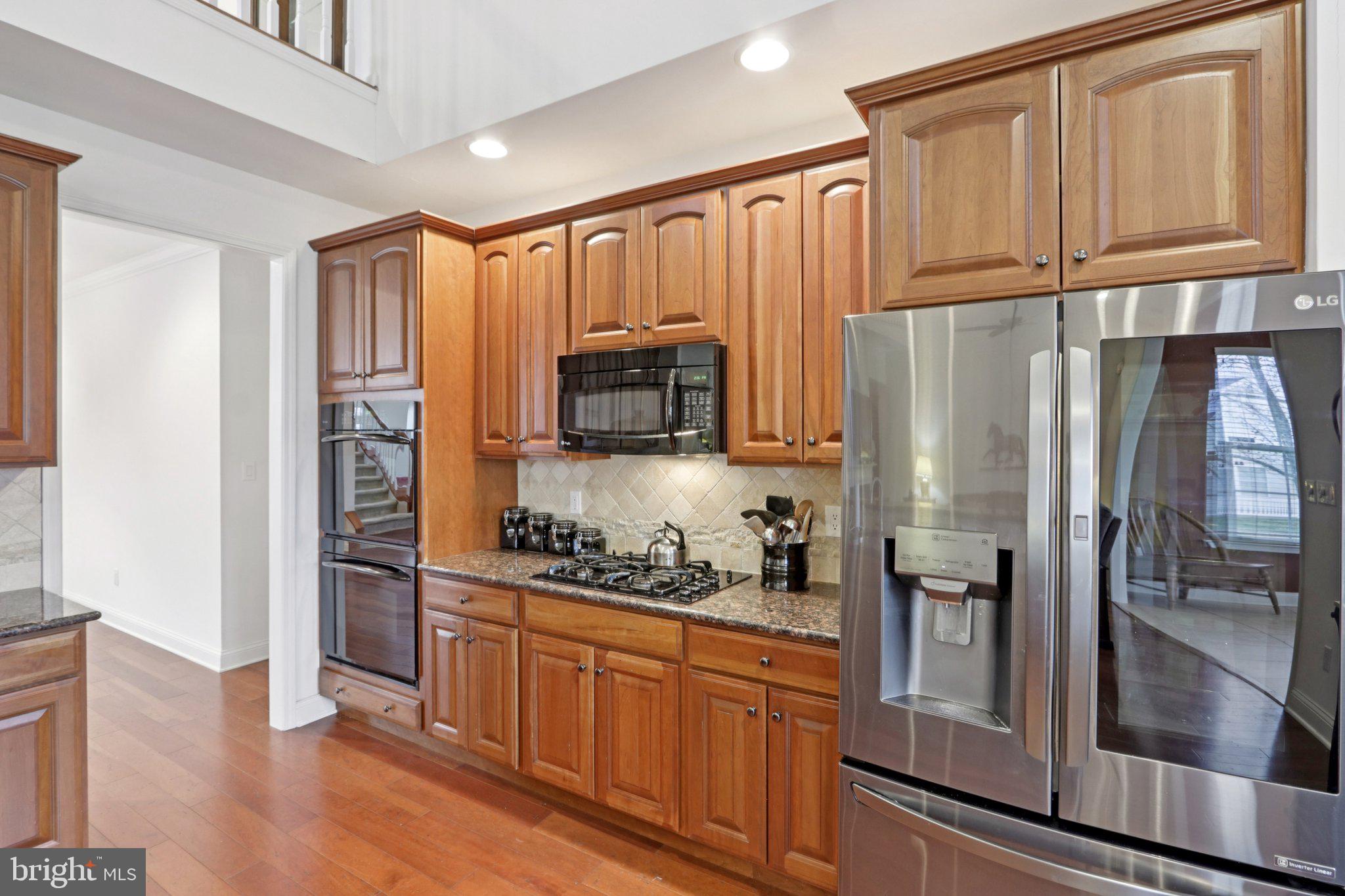 FOUR SEASONS AT FARM - Residential