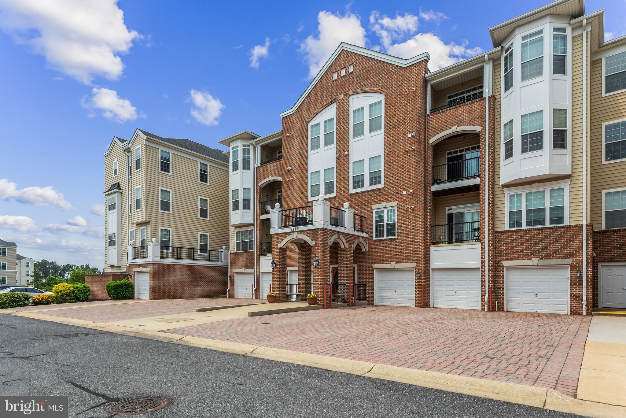 CEDAR RIDGE - Residential