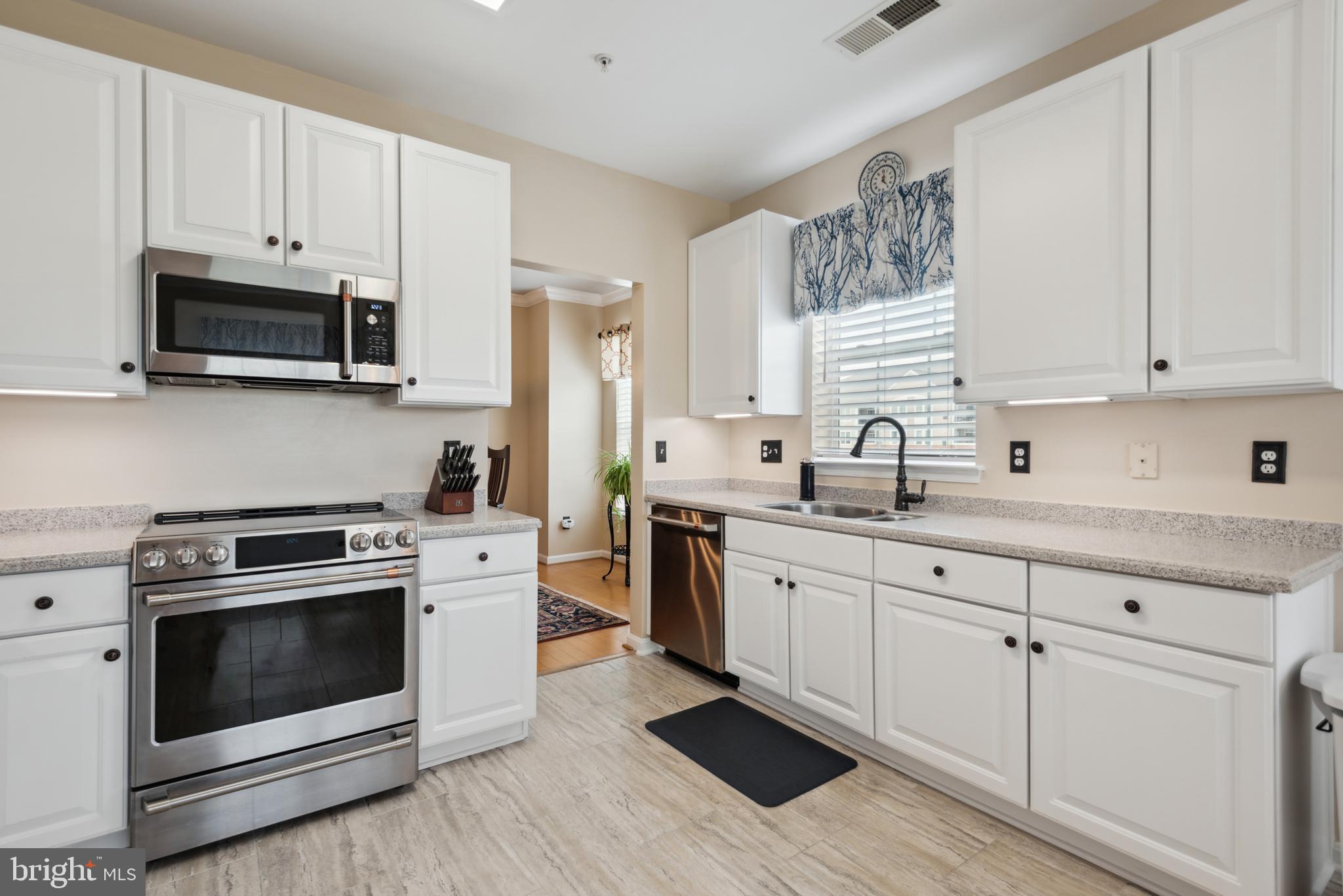 CEDAR RIDGE - Residential