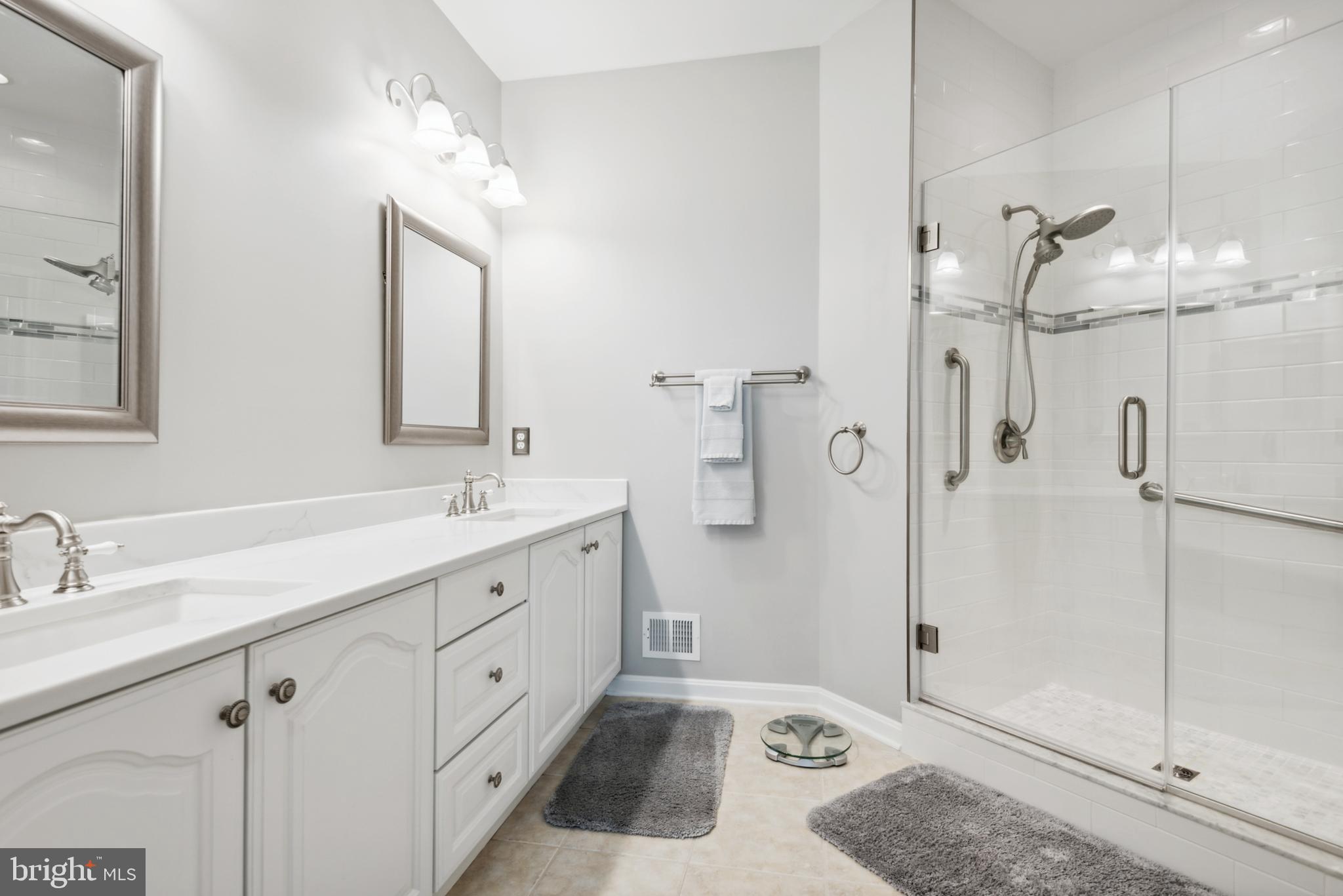 CEDAR RIDGE - Residential