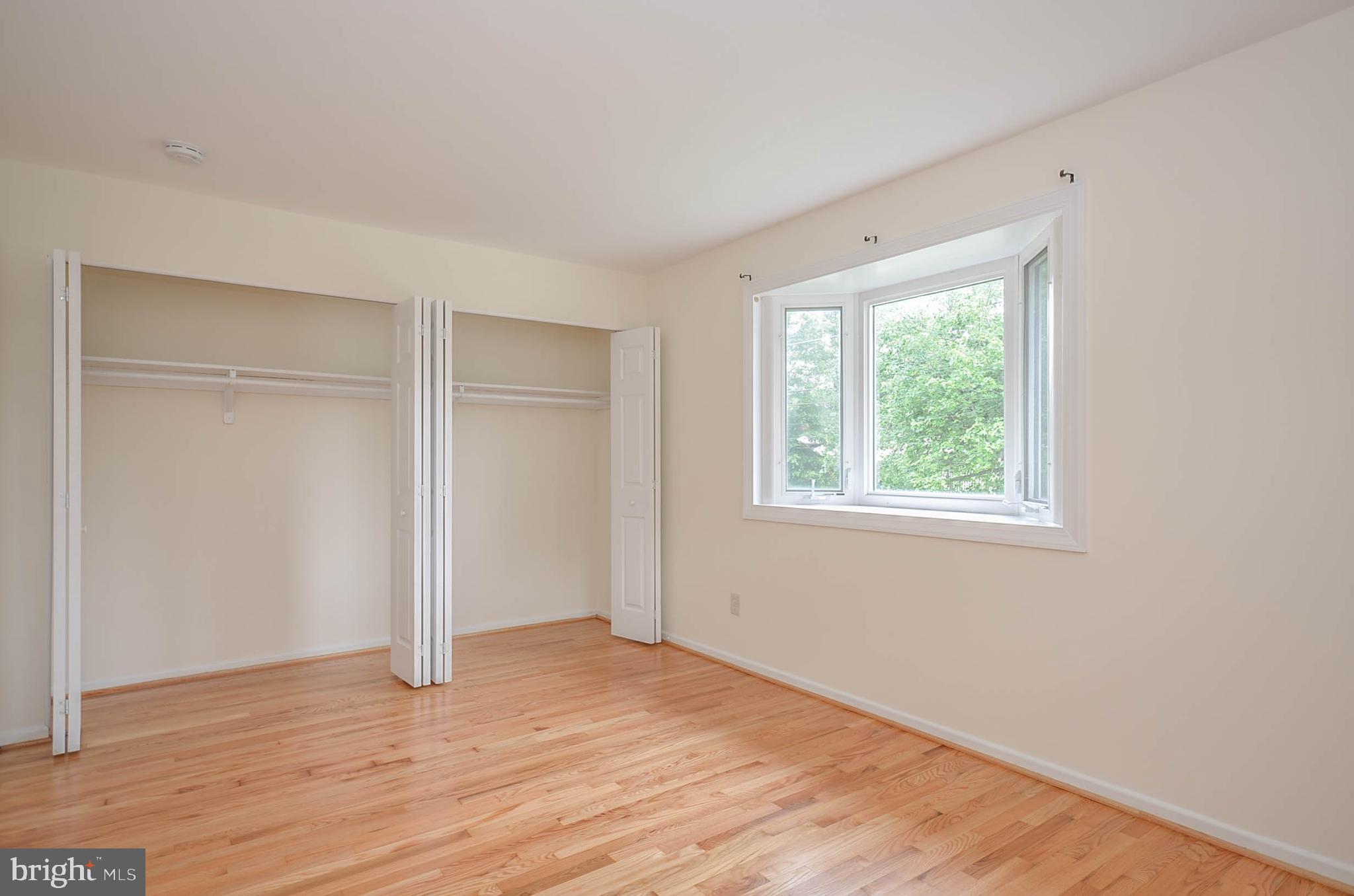 FRANKLIN KNOLLS - Residential Lease