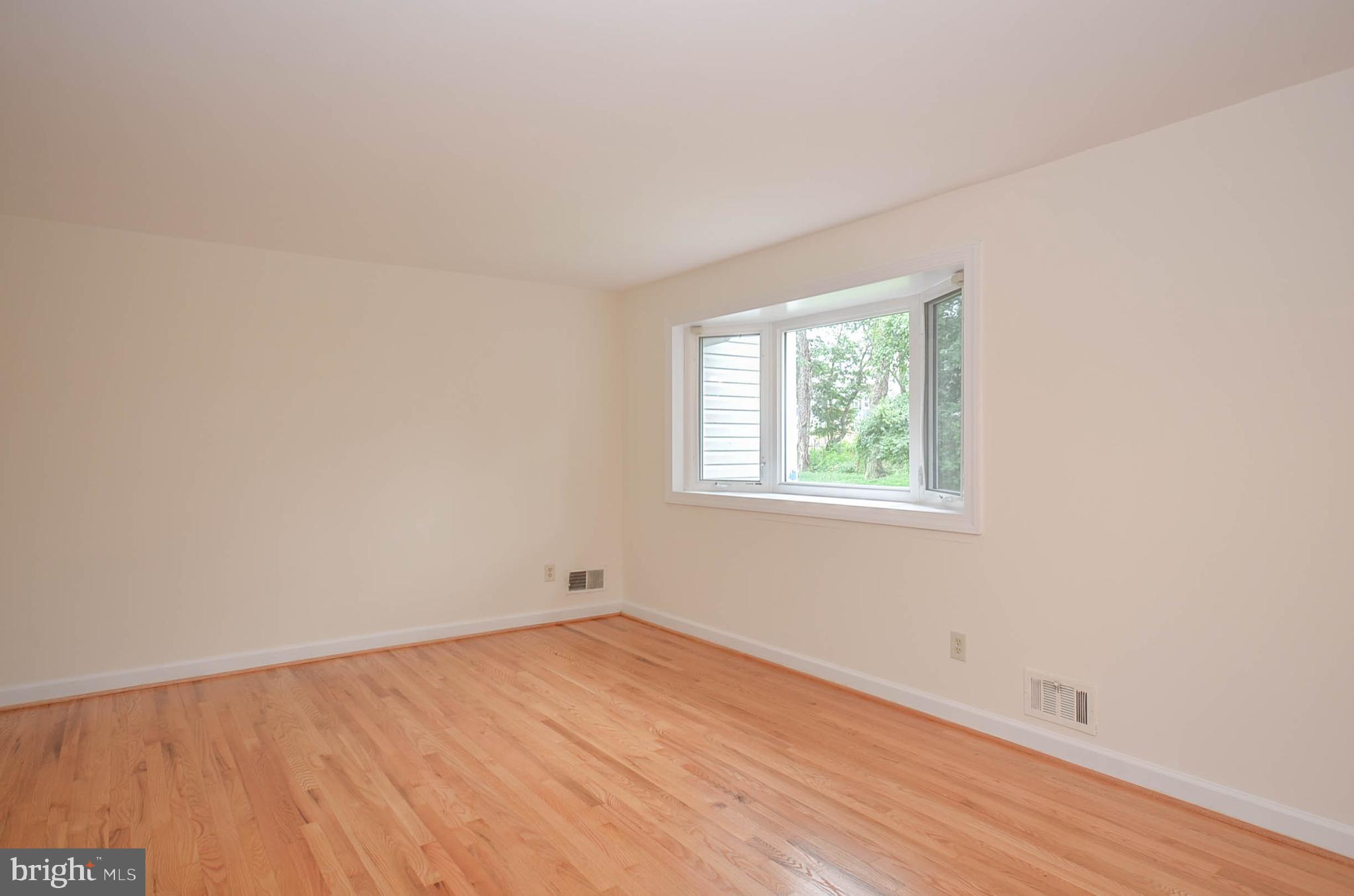 FRANKLIN KNOLLS - Residential Lease