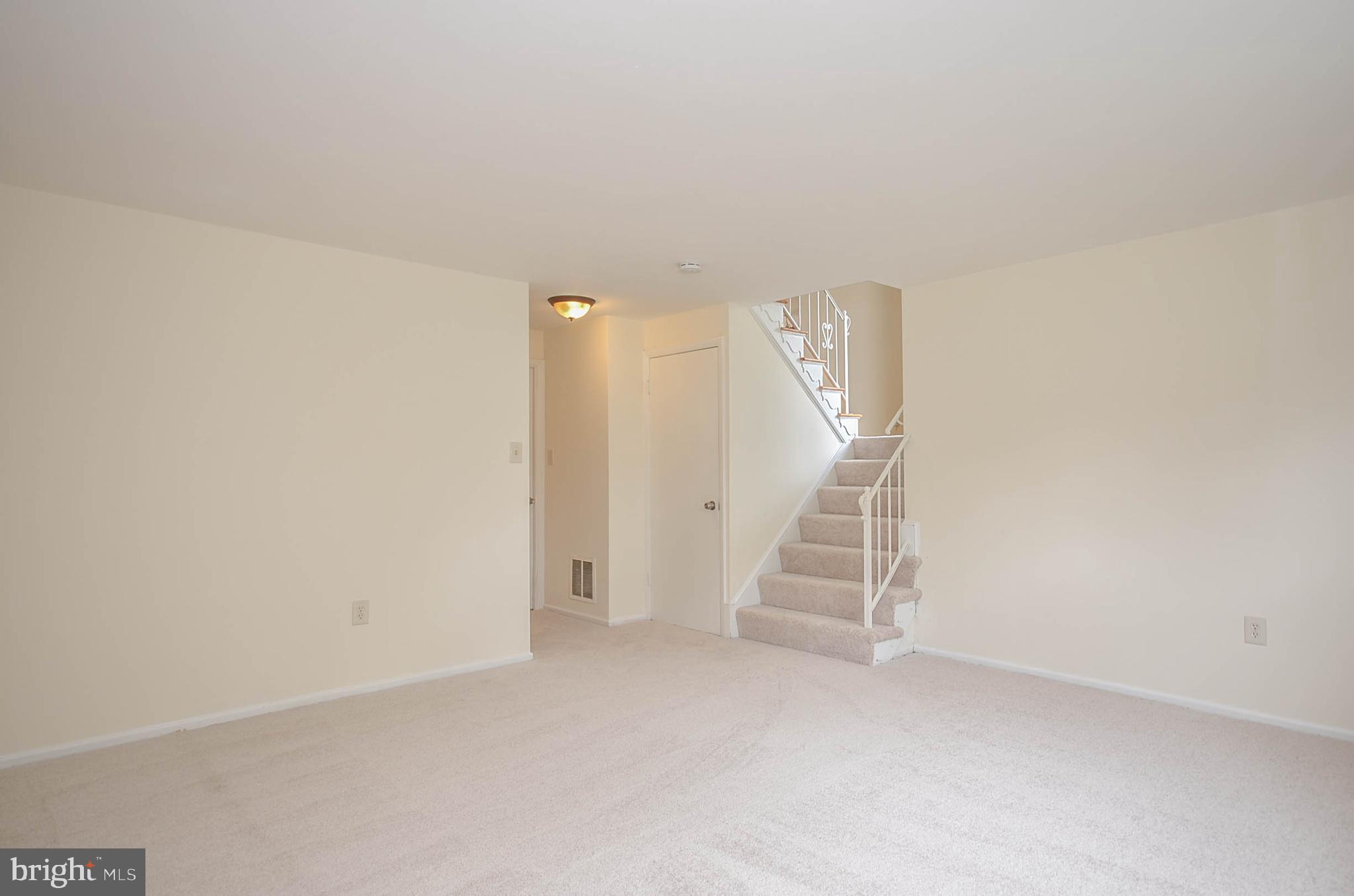 FRANKLIN KNOLLS - Residential Lease