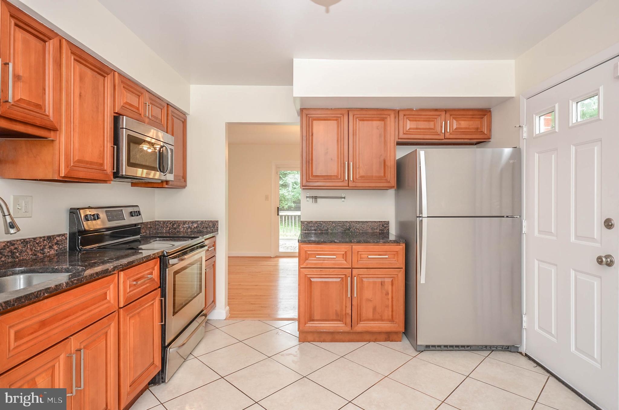 FRANKLIN KNOLLS - Residential Lease