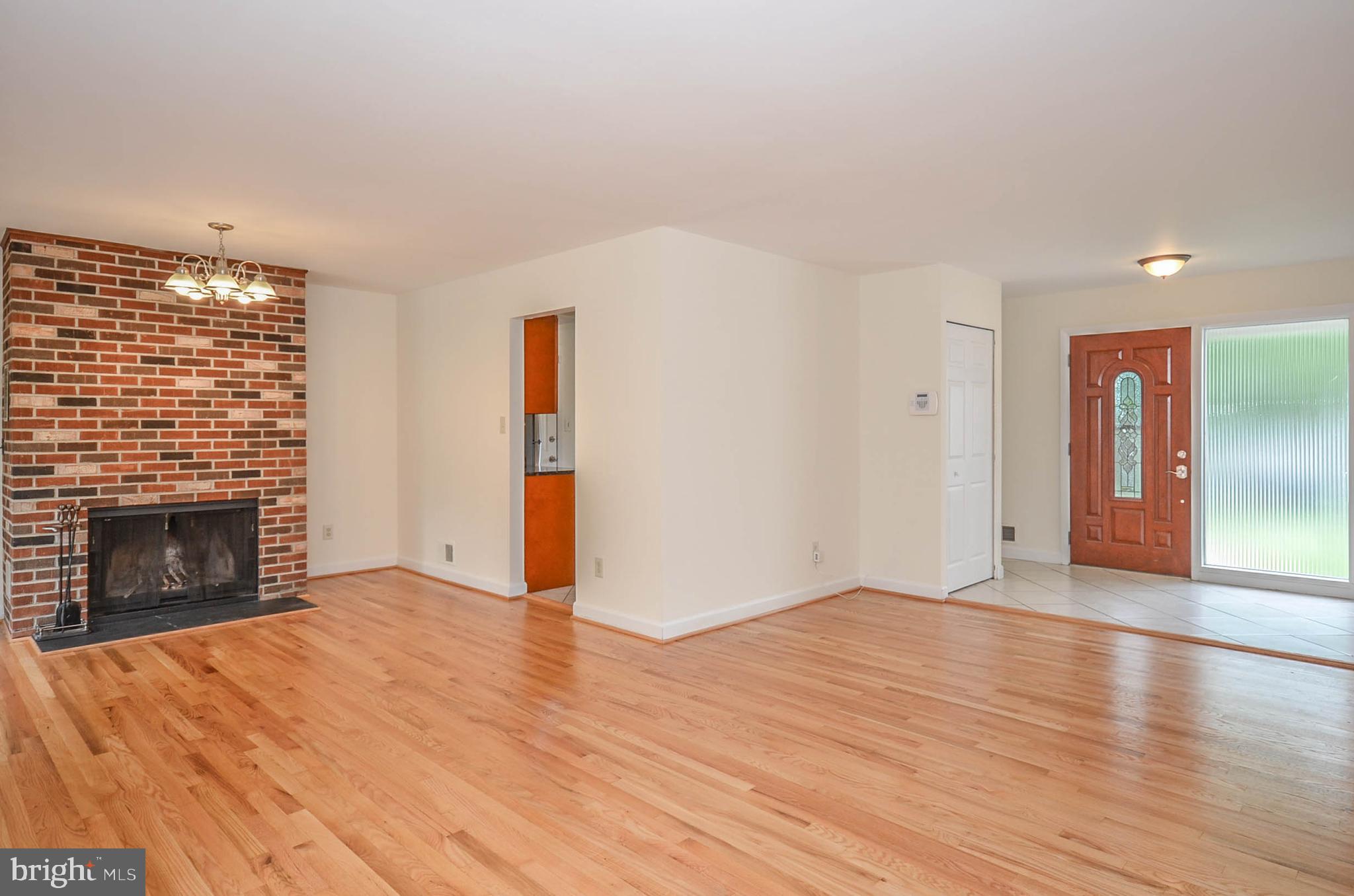 FRANKLIN KNOLLS - Residential Lease