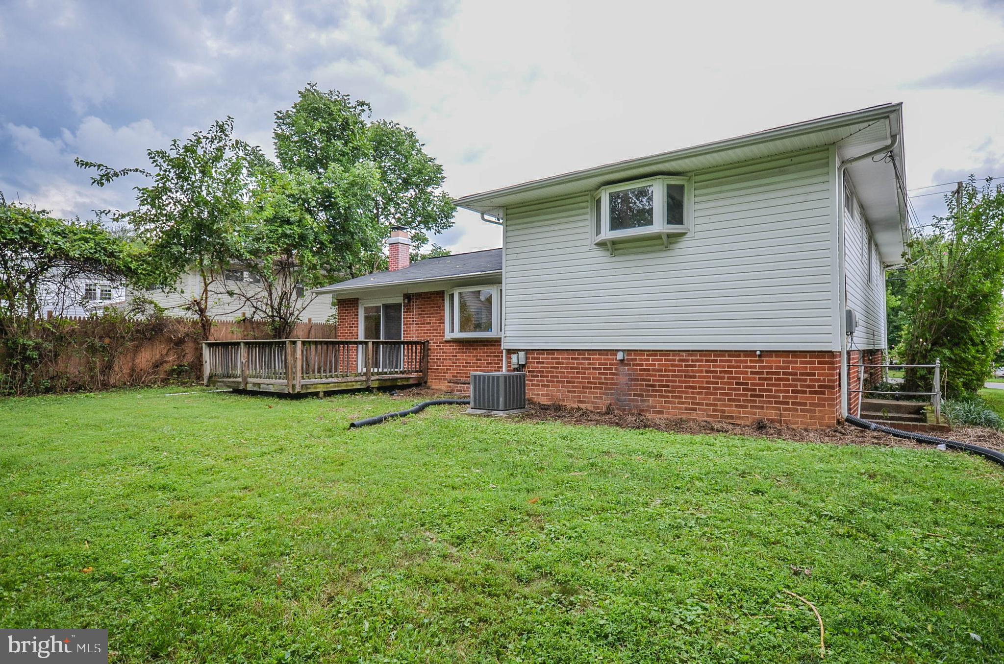 FRANKLIN KNOLLS - Residential Lease