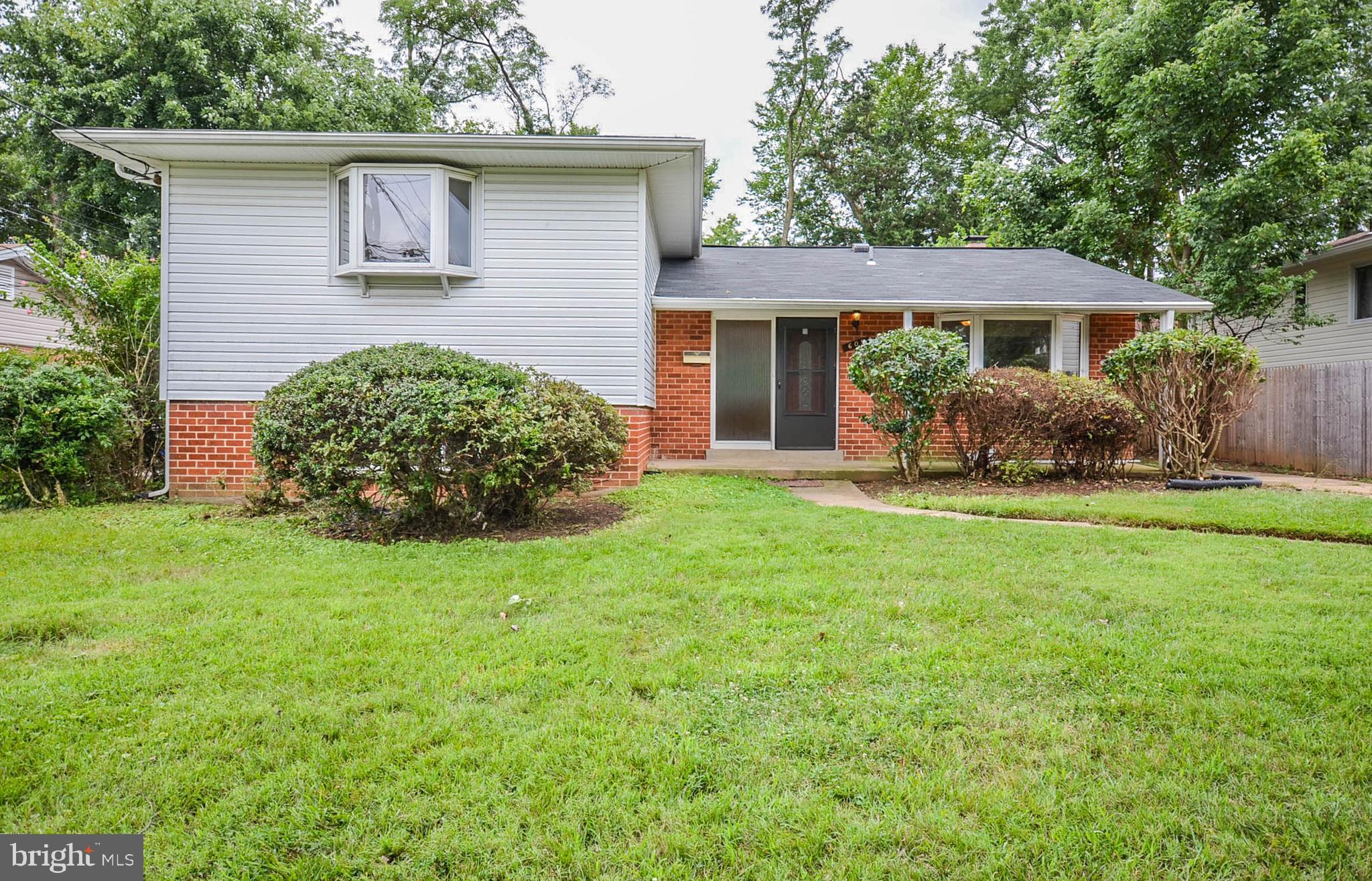 FRANKLIN KNOLLS - Residential Lease