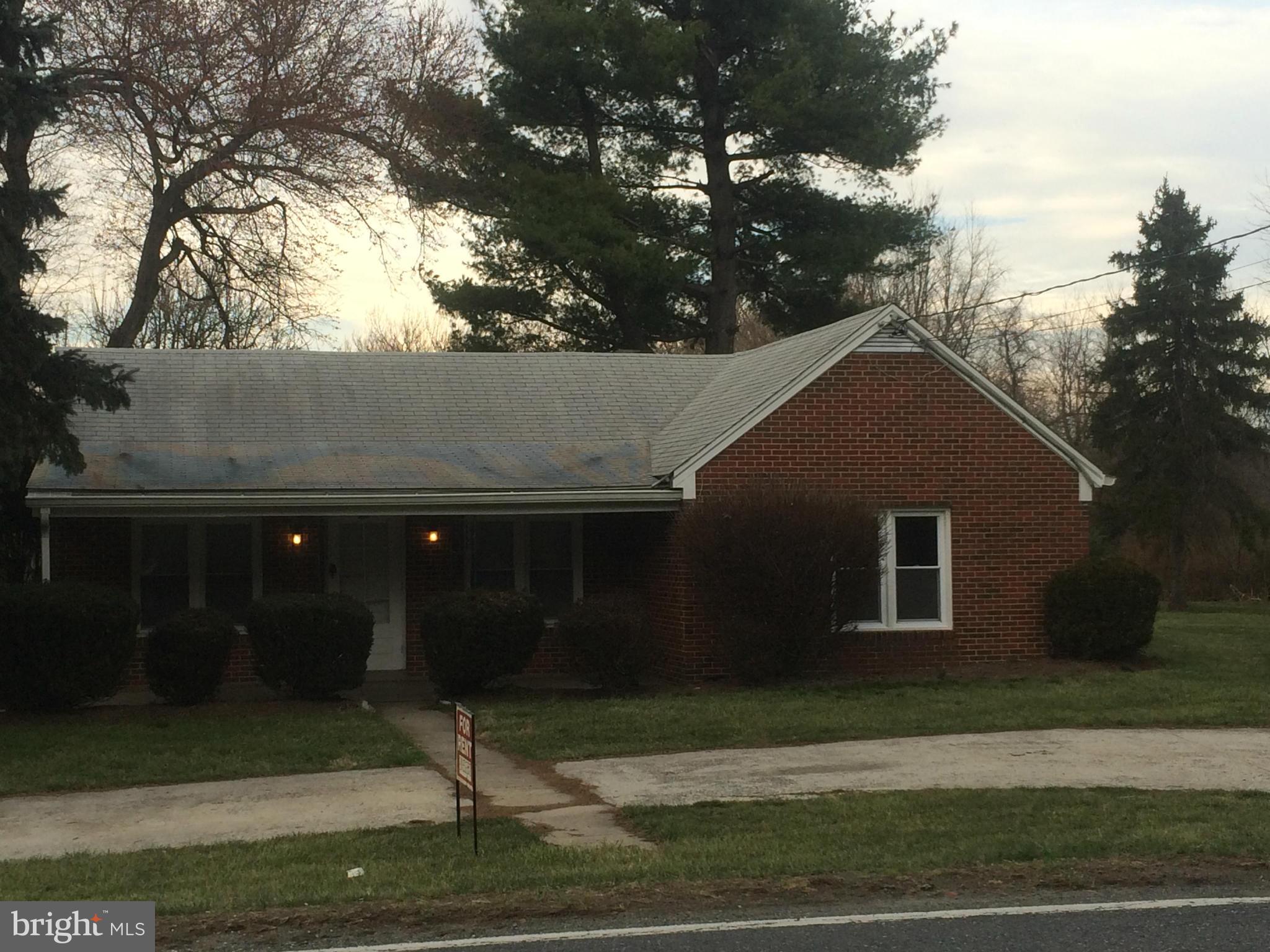 LAYTONSVILLE OUTSIDE - Residential Lease
