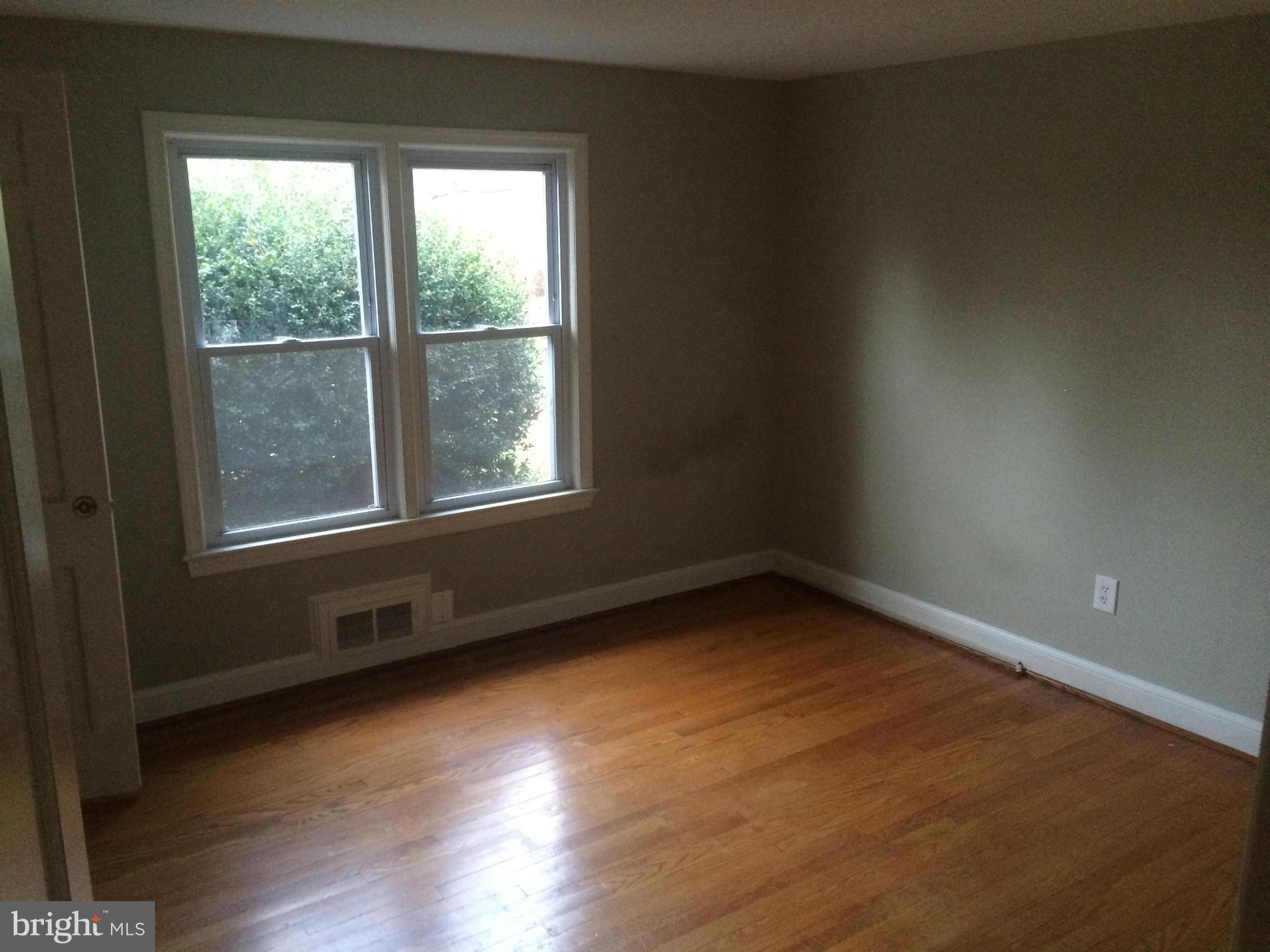 LAYTONSVILLE OUTSIDE - Residential Lease