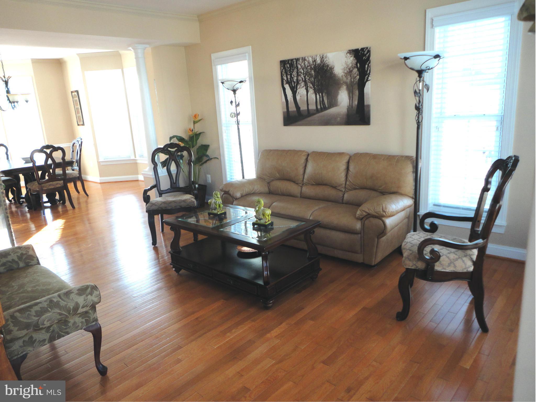 AUTUMN VIEW - Residential Lease