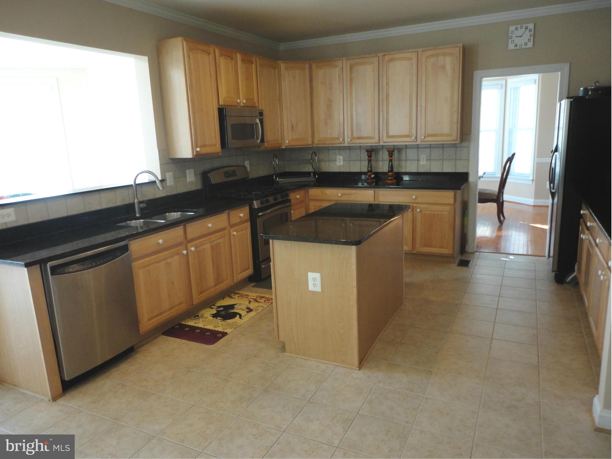 AUTUMN VIEW - Residential Lease