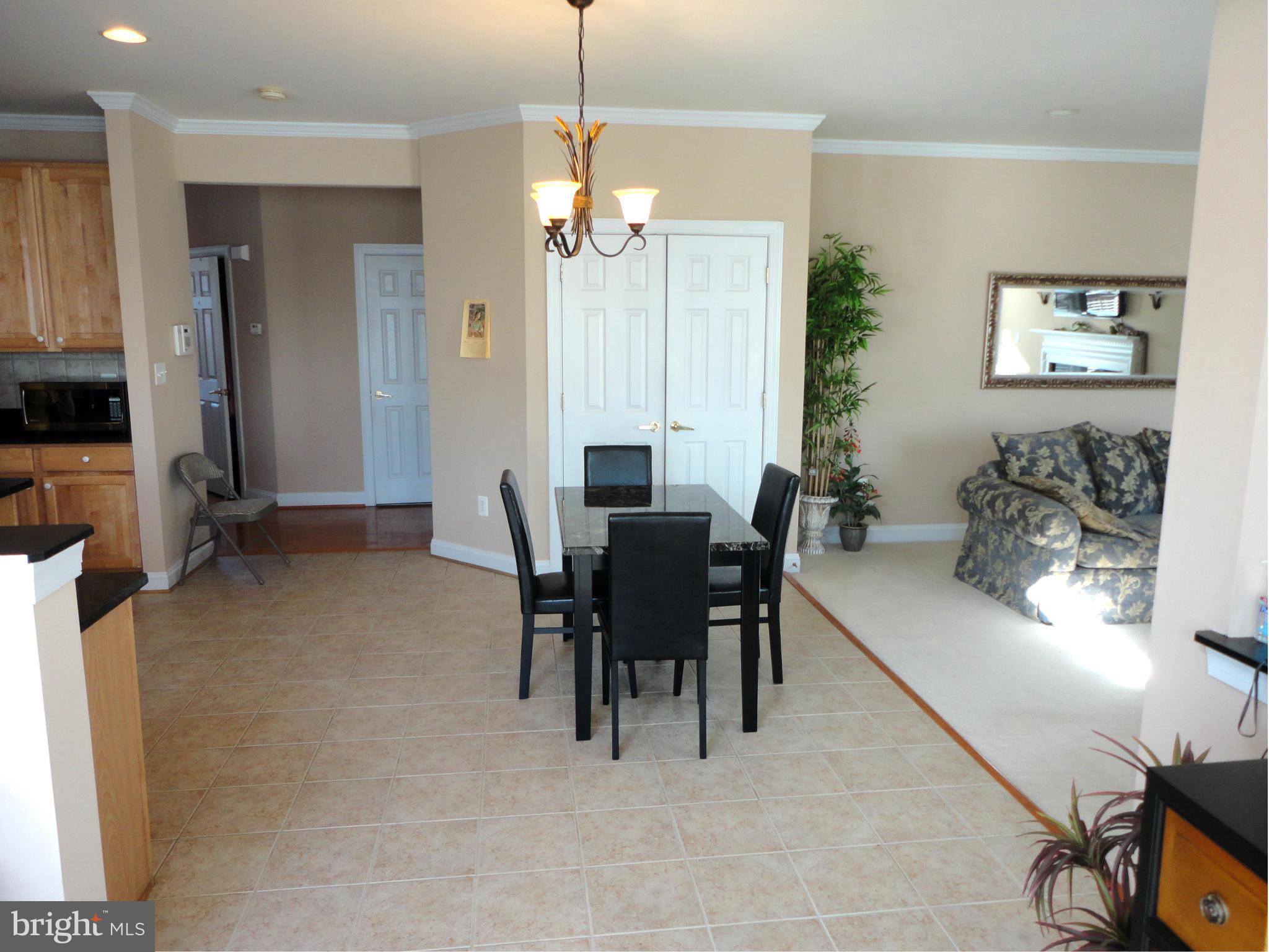 AUTUMN VIEW - Residential Lease