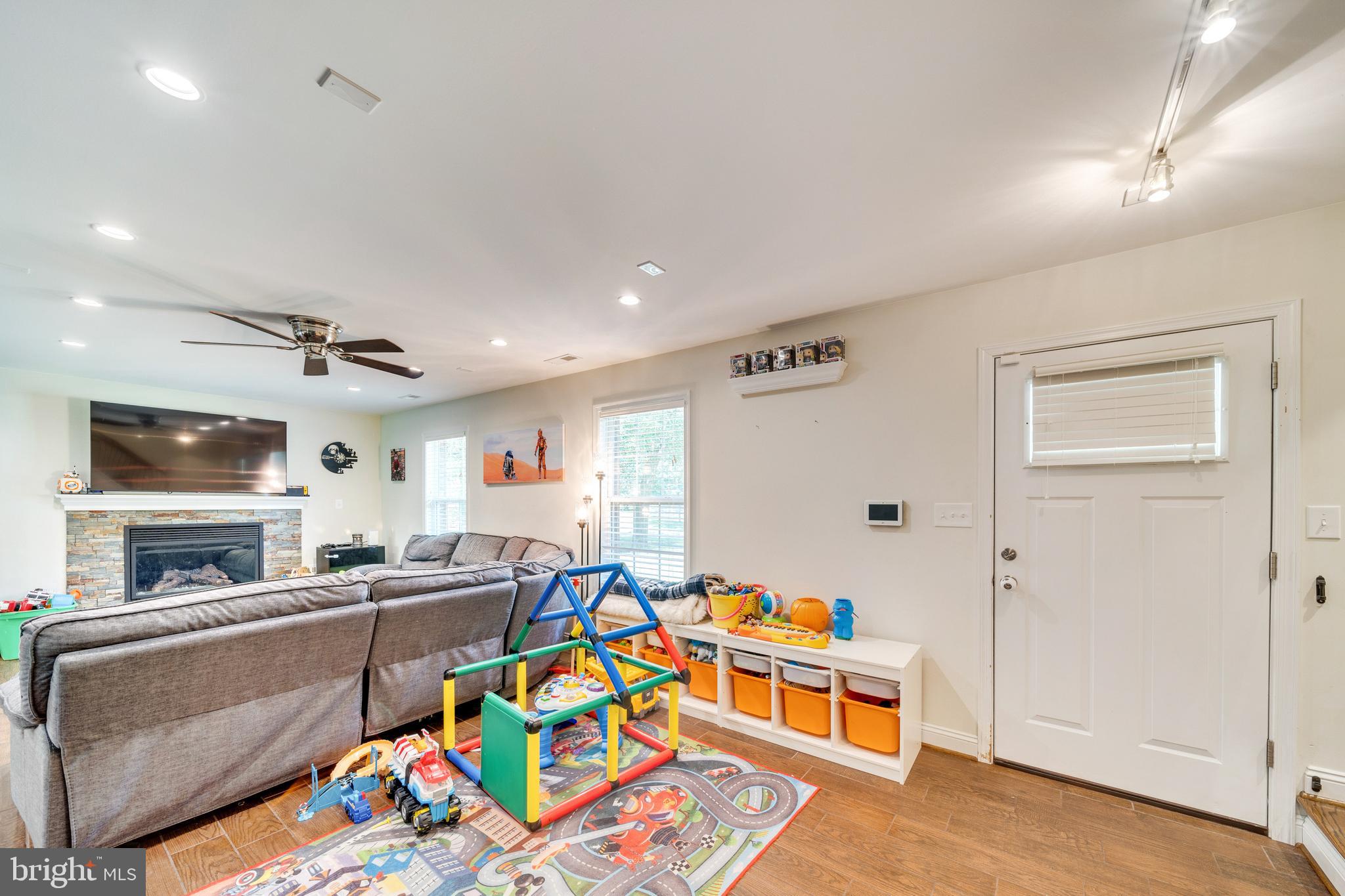 ST CHARLES SUB - BANNISTER - Residential