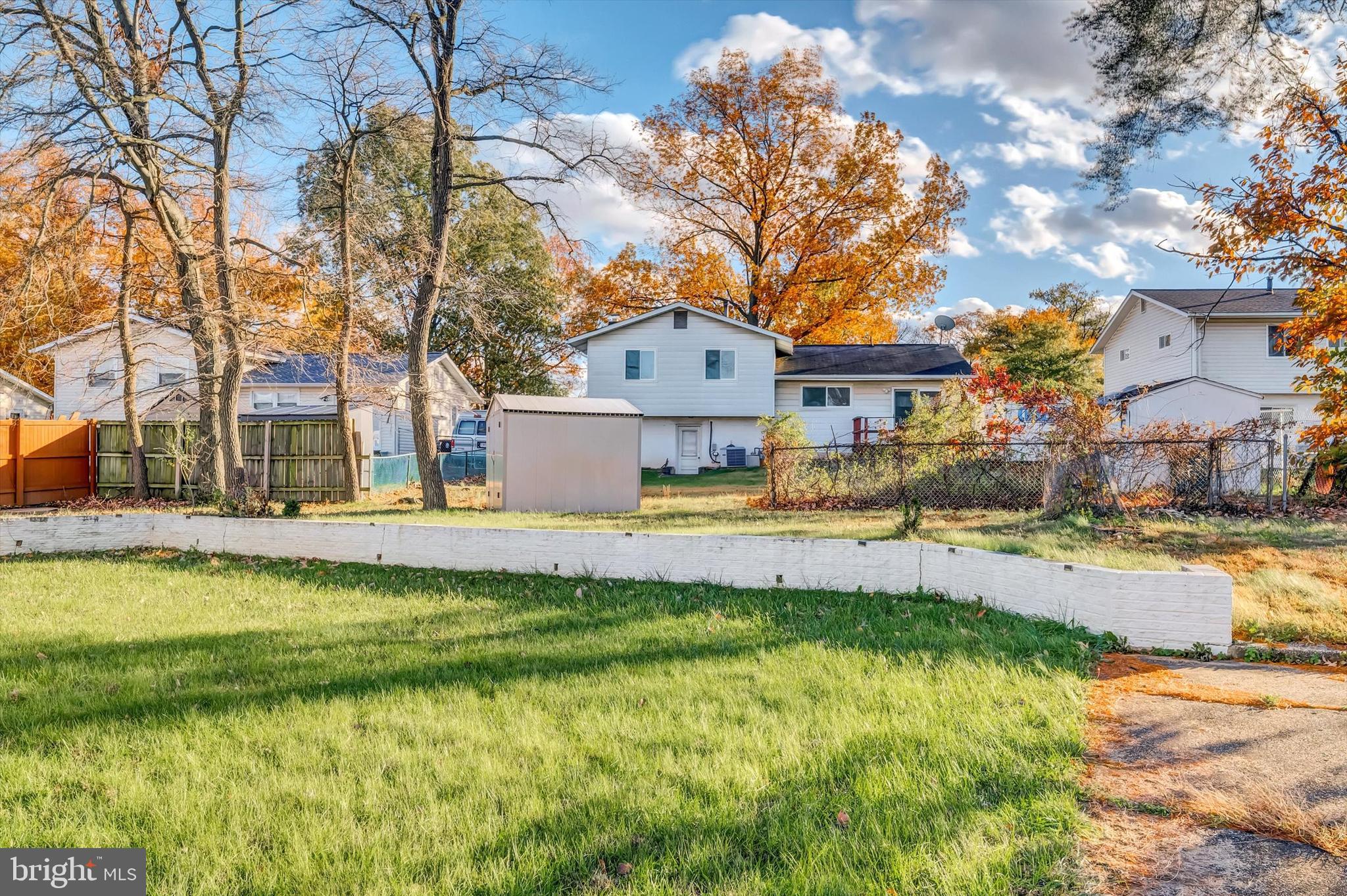 WHITFIELD WOODS - Residential Lease