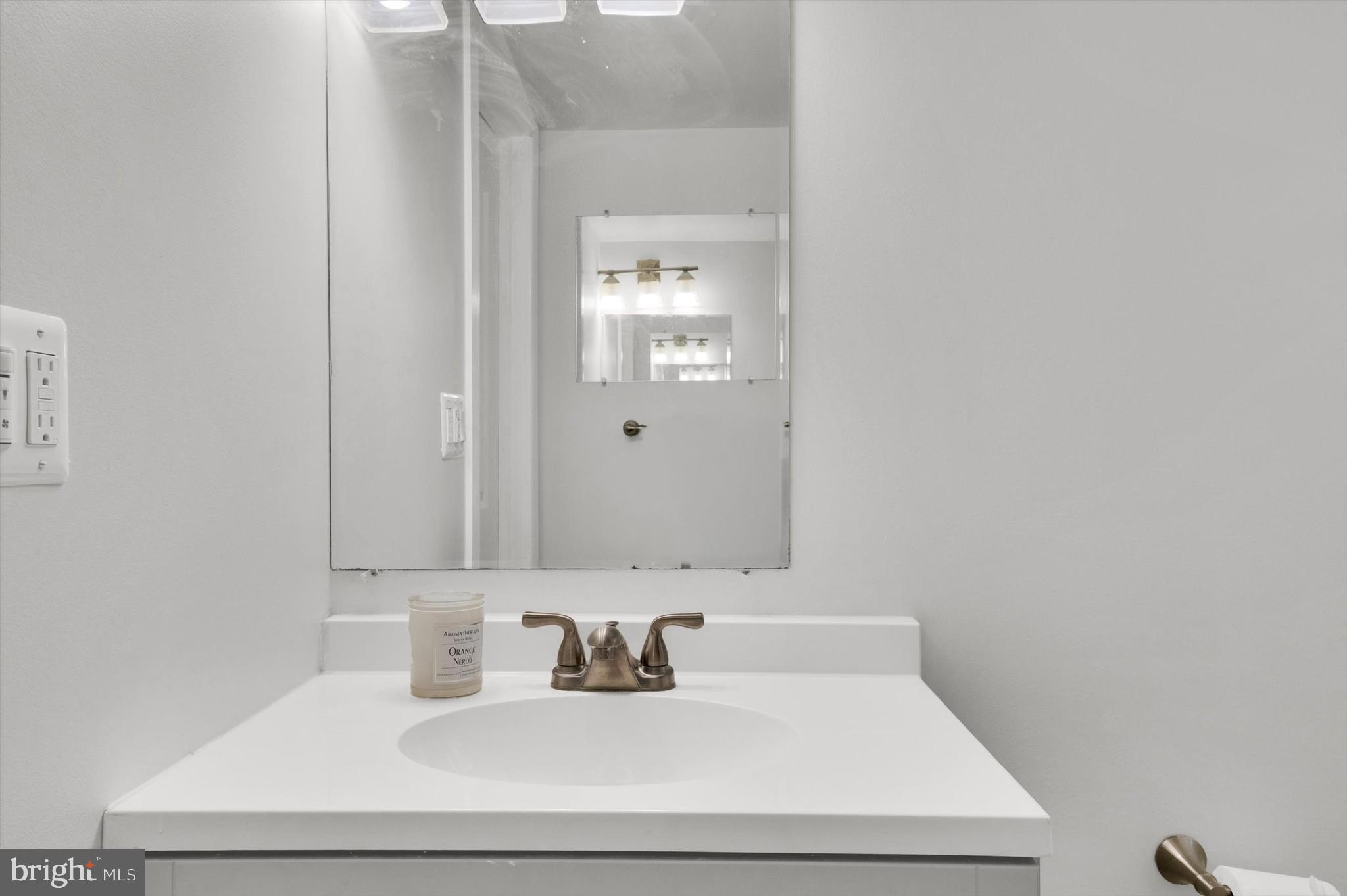 WHITFIELD WOODS - Residential Lease